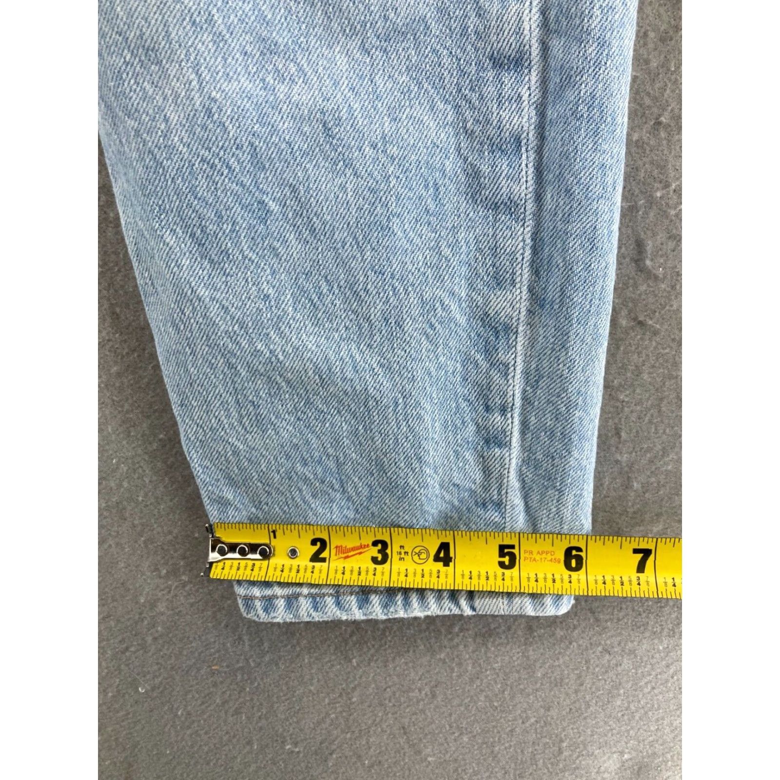 American Eagle Outfitters American Eagle Strigid Jeans Womens 4 Regular Hi Rise Mom Tapered Size 27" / US 4 / IT 40 - 6 Thumbnail