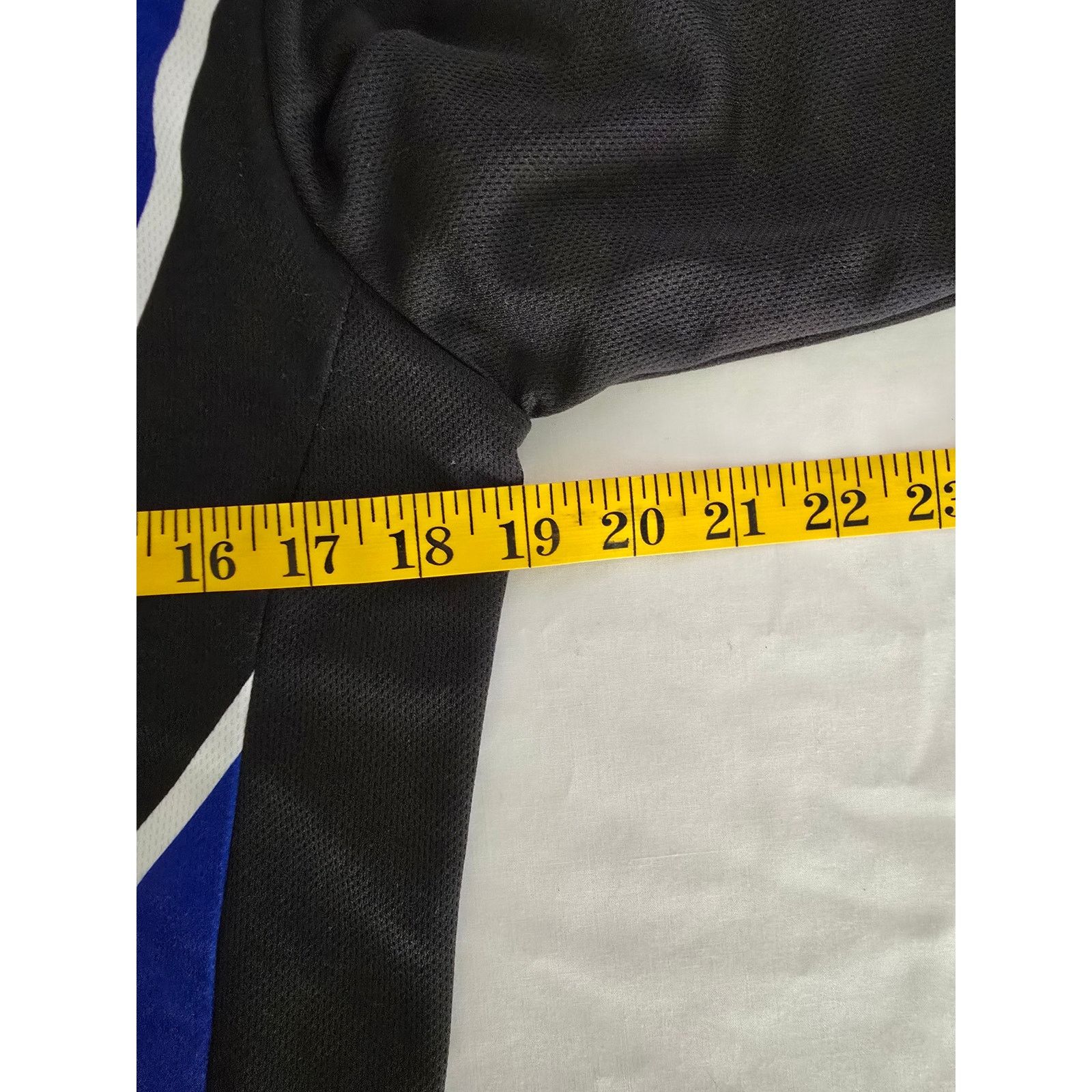 Other Vintage Sugoi Cycling Jersey Mens Medium Technifine Bike Size US M / EU 48-50 / 2 - 13 Thumbnail