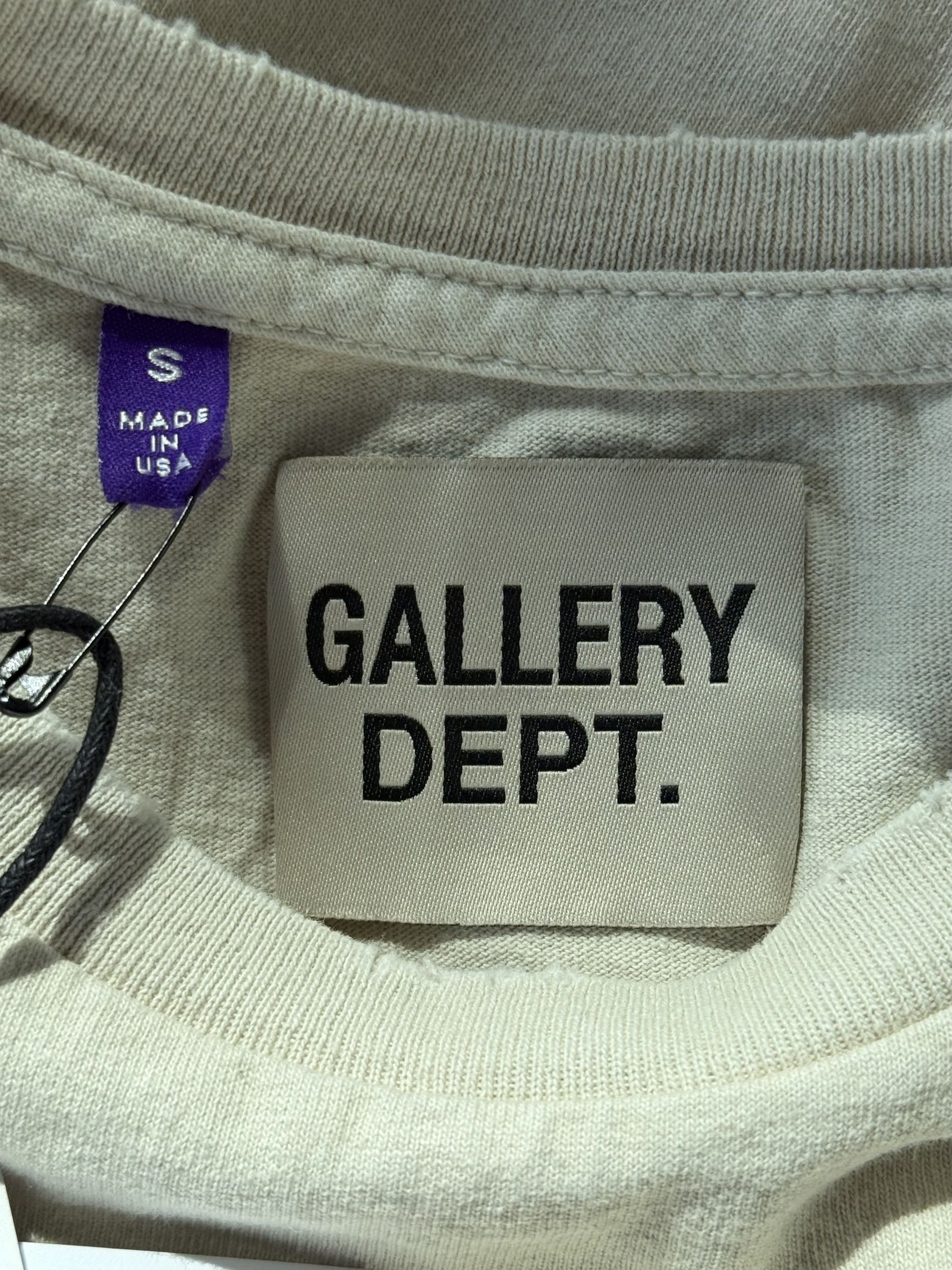 Gallery Dept. Archival White ATK Protect Yourself Graphic T-Shirt Size US XS / EU 42 / 0 - 3 Thumbnail