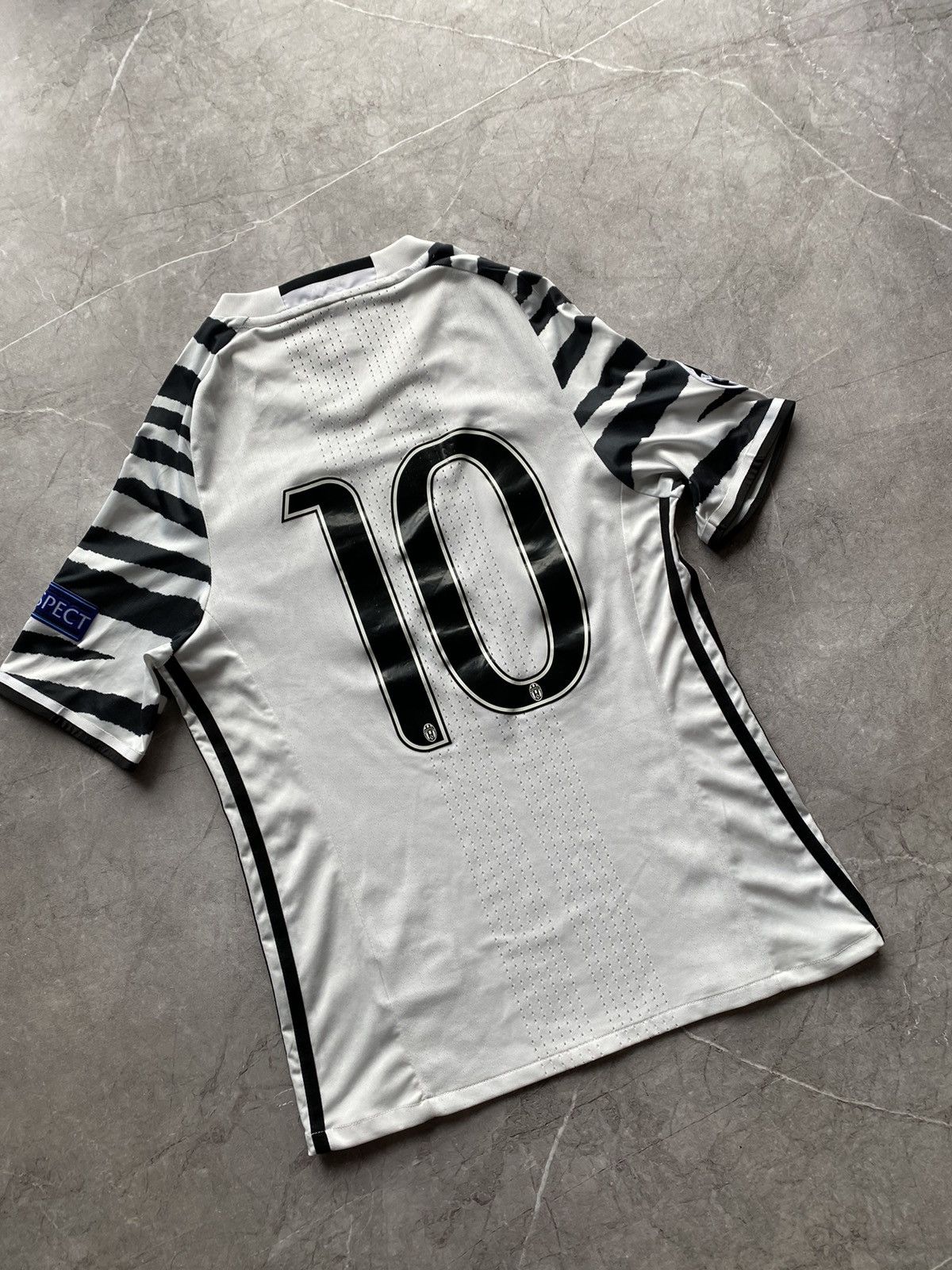 Adidas 🇮🇹Adidas 2016-17 FC Juventus # 10 Football Soccer Jersey Size US S / EU 44-46 / 1 - 3 Thumbnail