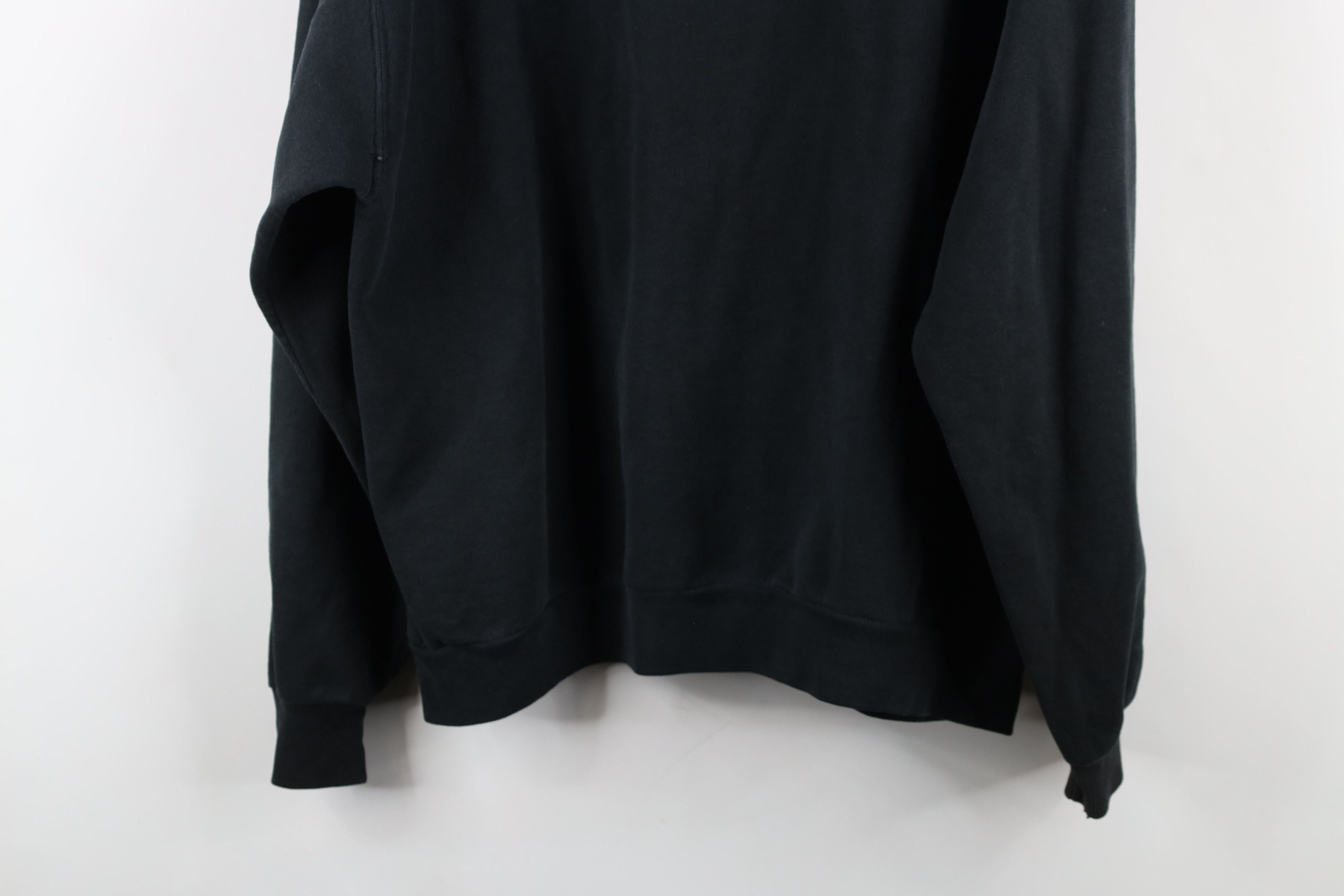 Vintage Vintage 90s Streetwear Boxy Fit Crewneck Sweatshirt Black Size US M / EU 48-50 / 2 - 13 Thumbnail
