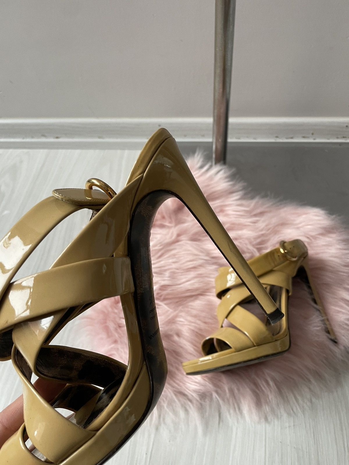 Dolce & Gabbana Dolce Gabbana heels Size US 7 / IT 37 - 17 Thumbnail