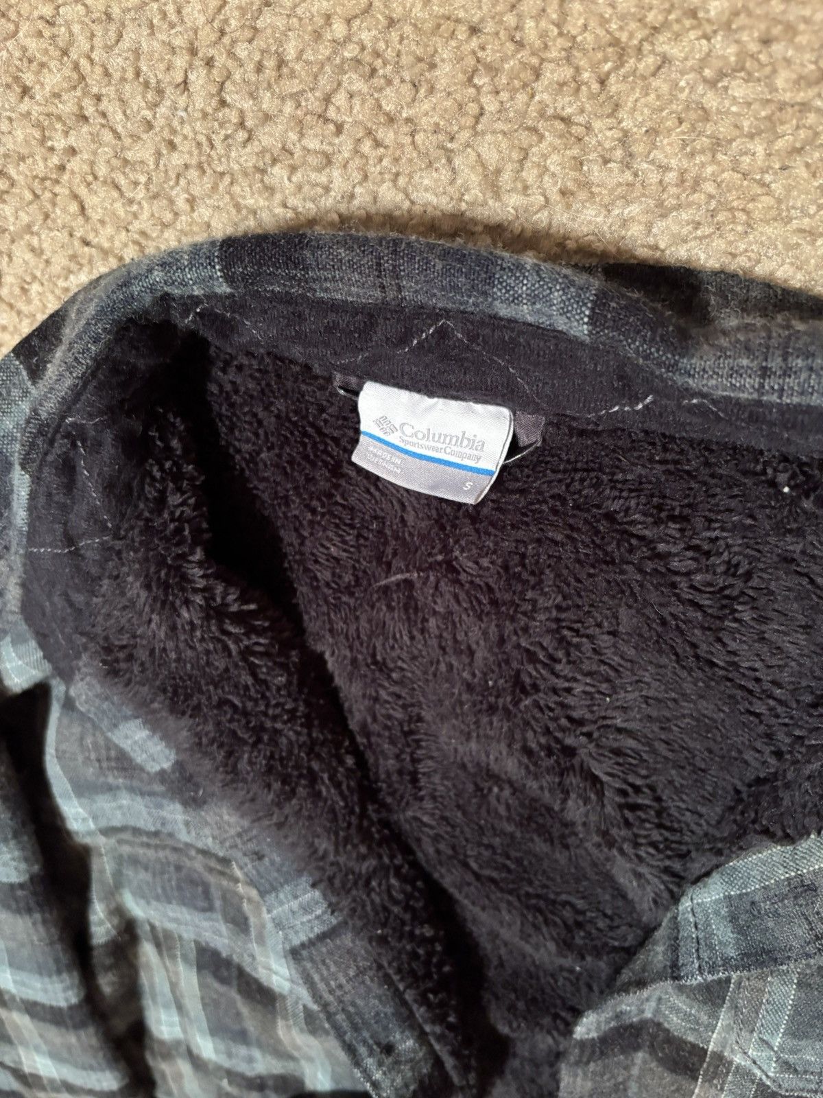 Columbia Columbia grey and black plaid fleece lined flannel shirt Size US S / EU 44-46 / 1 - 2 Thumbnail