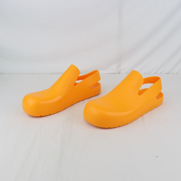 Bottega Veneta o1rshd1 Q.2 / Rubber Matt Puddle Sandal in Tangerine Size US 9 / EU 42 - 6 Thumbnail