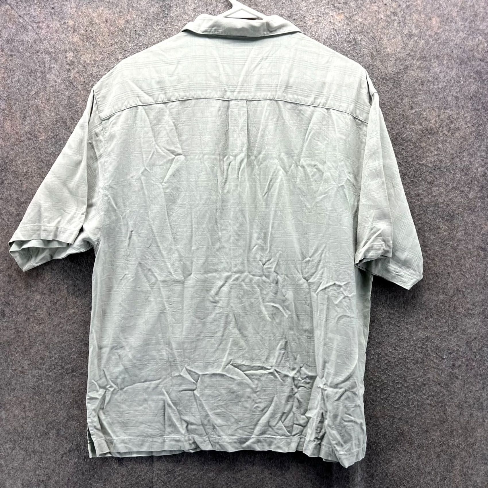 Tommy Bahama VINTAGE Tommy Bahama Shirt Mens M Green Button-Down Silk Hawaiian Glen 42 in Short Sleeve Casual/Business/Workwear Mens Size US M / EU 48-50 / 2 - 2 Thumbnail