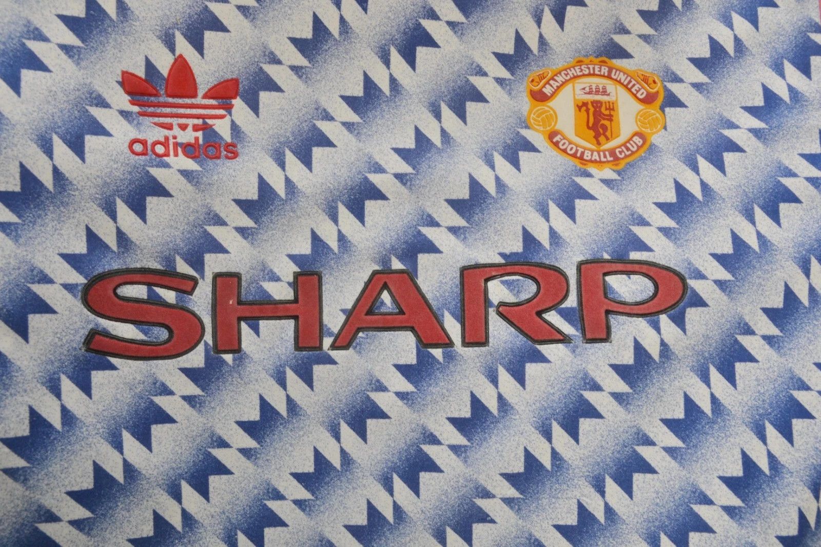Adidas MANCHESTER UNITED 1990/1992 FOOTBALL SHIRT ADIDAS SIZE M Size US M / EU 48-50 / 2 - 3 Thumbnail