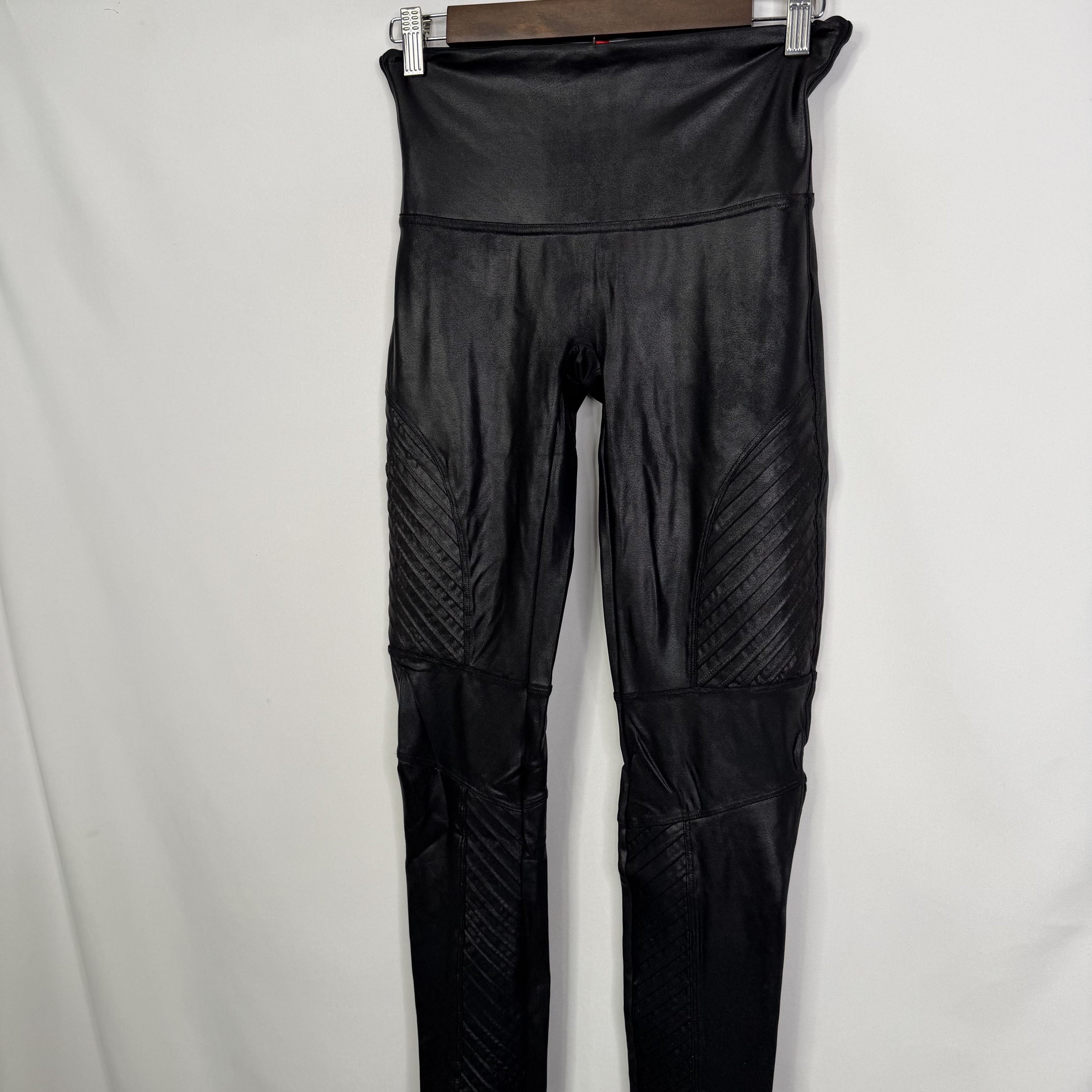 Spanx Spanx Faux Leather Moto Leggings Size 30" / US 8 / IT 44 - 9 Thumbnail