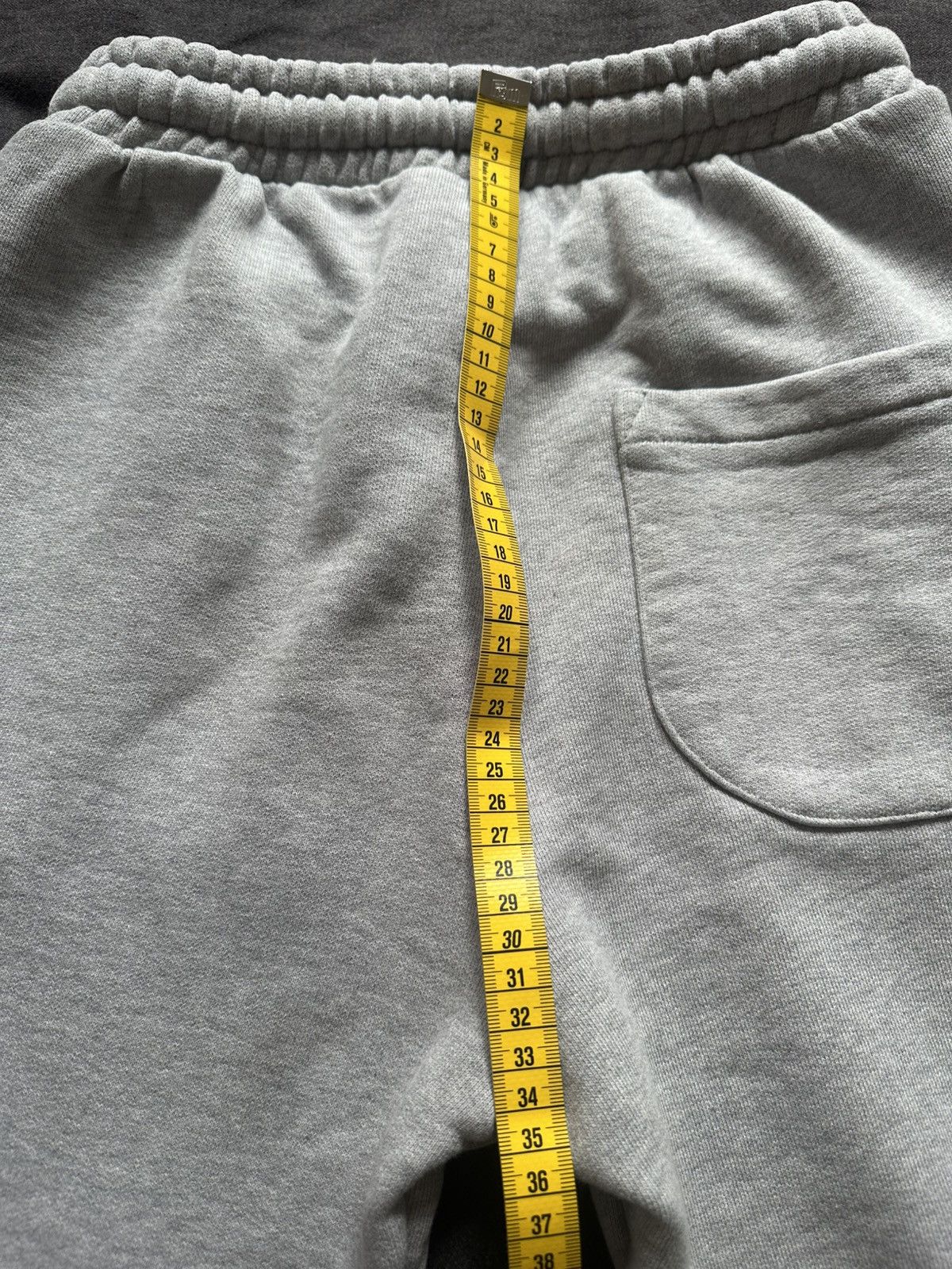 Vetements Vetements X Champion sweatpants “parody logo” Size US 28 / EU 44 - 14 Thumbnail