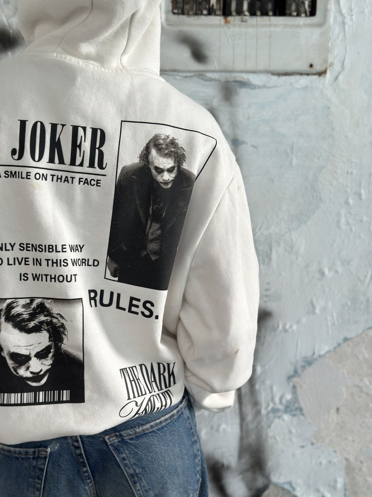 DC Comics VTG Joker Hoodie Big Logo Size L Trashed 00s USA Hype Staff Size US L / EU 52-54 / 3 - 7 Thumbnail