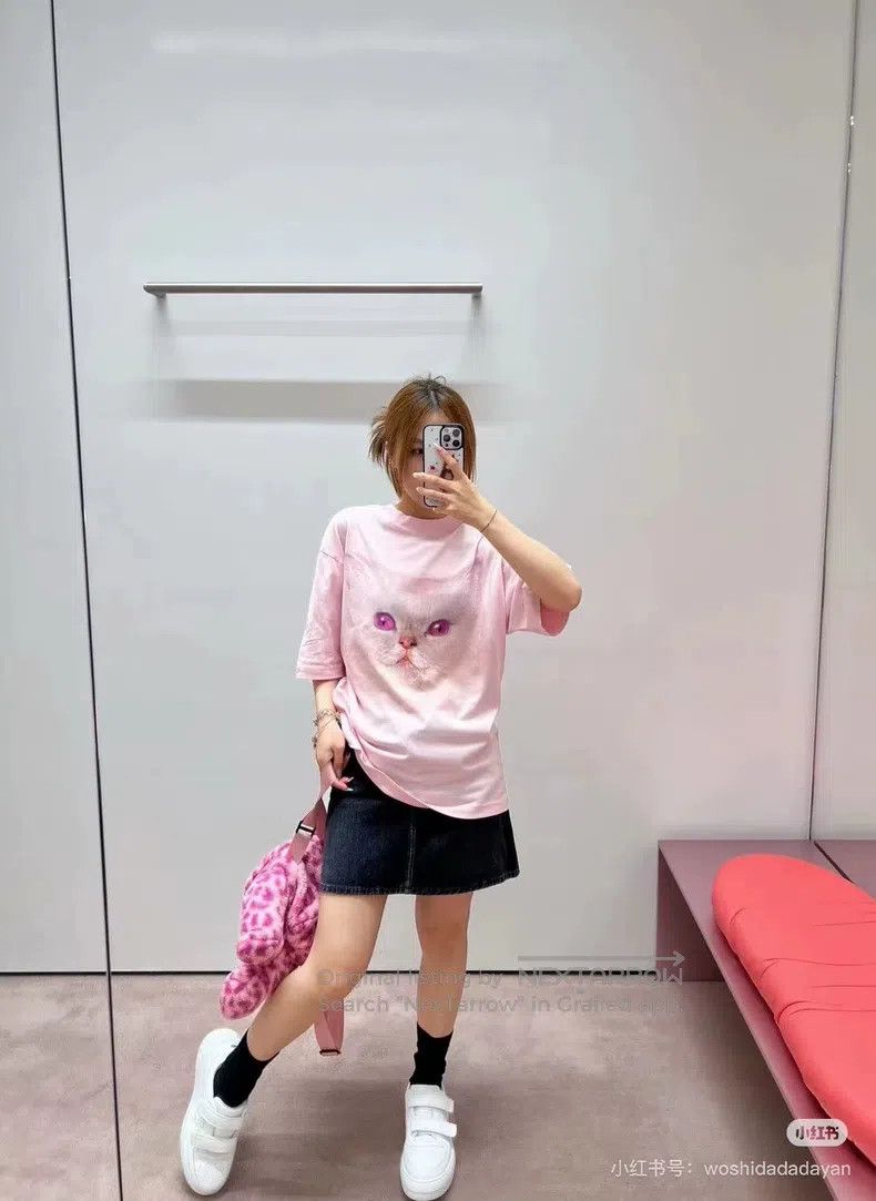 Acne Studios Acne Studios Pink Cat Printed Short Sleeve T-Shirt Size M / US 6-8 / IT 42-44 - 6 Thumbnail