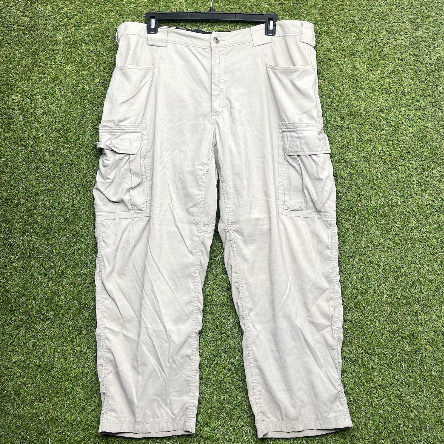 Duluth Trading Company Duluth Trading Co. Flexpedition Pants Mens 2XL Beige Nylon Spandex Cargo Pocket Flat Front Straight Relaxed Classic Workwear Casual 2XL Mens Size US 39 - 2 Thumbnail