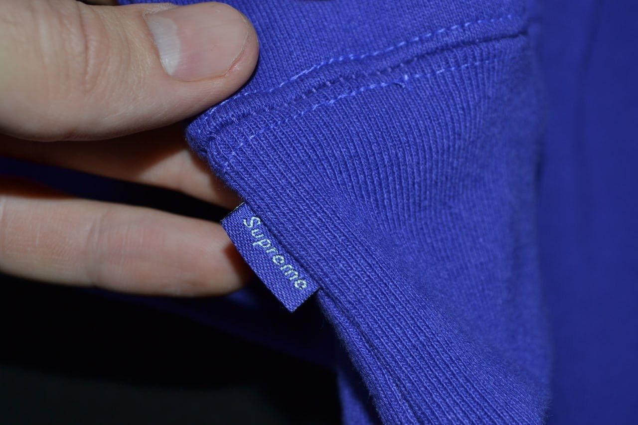 Supreme Supreme World Famous Micro Hooded Sweatshirt Cotton Small Size US S / EU 44-46 / 1 - 7 Thumbnail