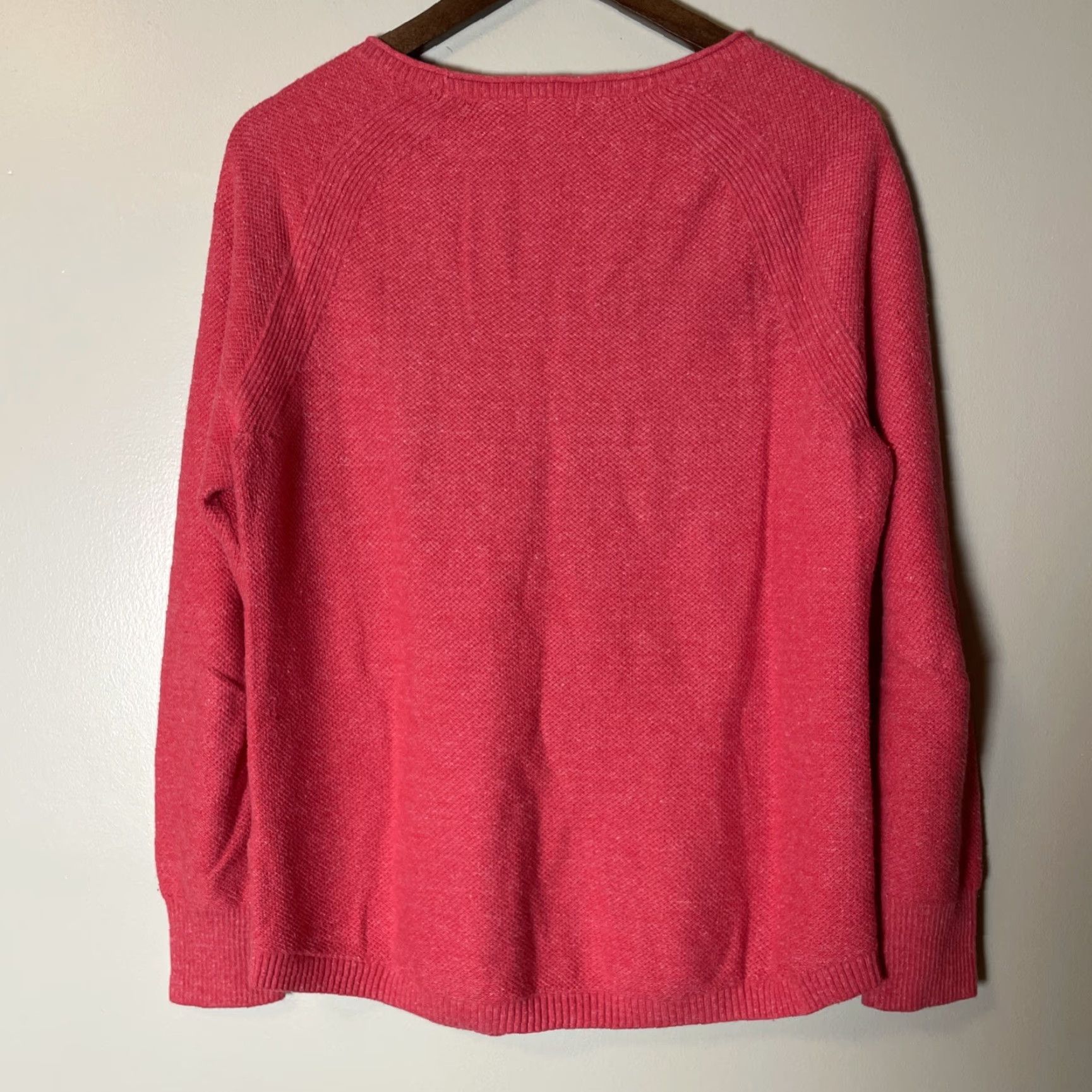 Vintage LL Bean Womens M Reg Cotton Sweater Red Pink Classic Pullover Knit Crew Ne*ck Raglan Long Sleeve Office Casual Winter Spring Fall All Seasons Mens? Size M / US 6-8 / IT 42-44 - 7 Thumbnail