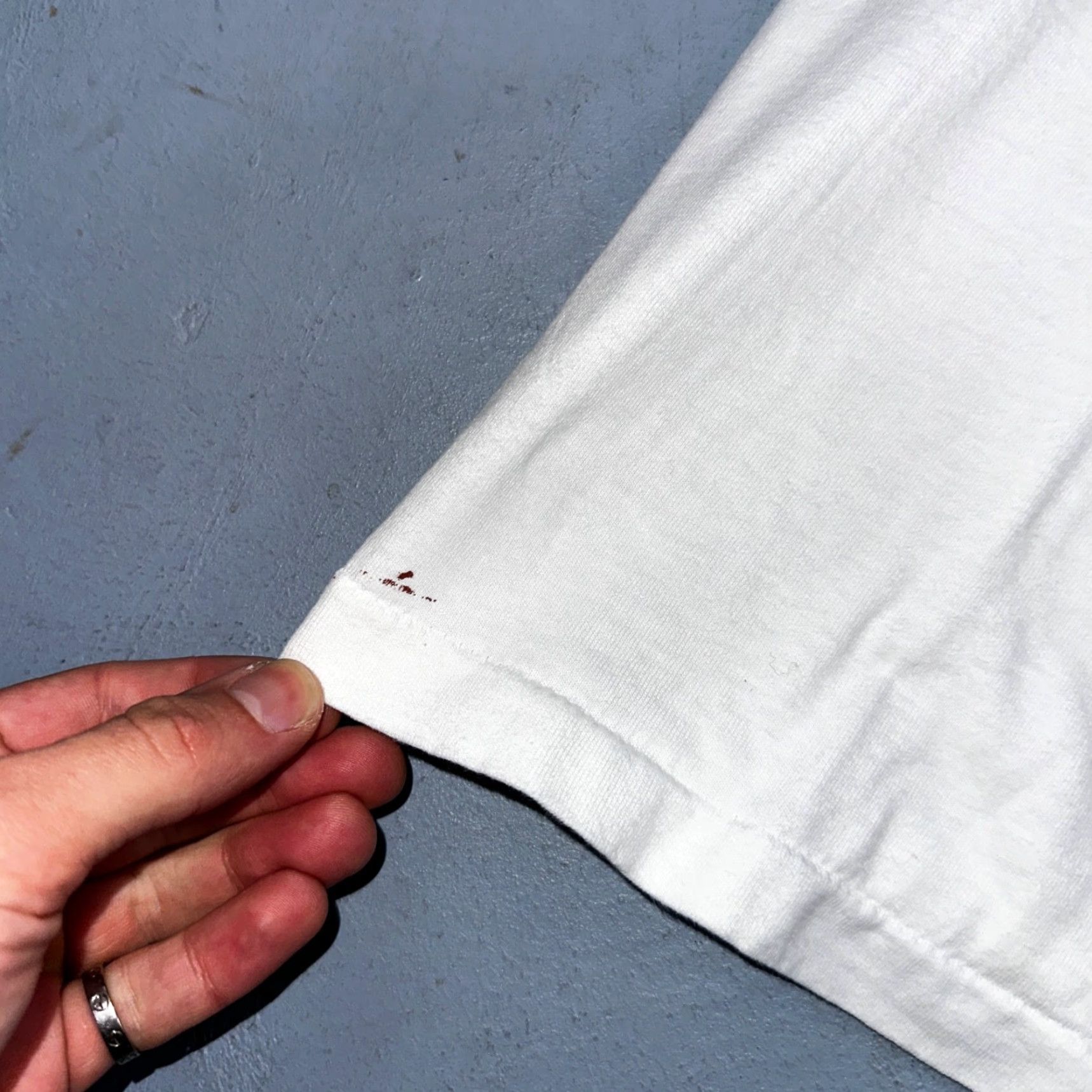 Vintage VINTAGE Oneita STARS T-Shirt Men's White Crew Neck Short Sleeve L Graphic Print 70s 80s 90s Vintage Theme Shirts Size US L / EU 52-54 / 3 - 4 Thumbnail