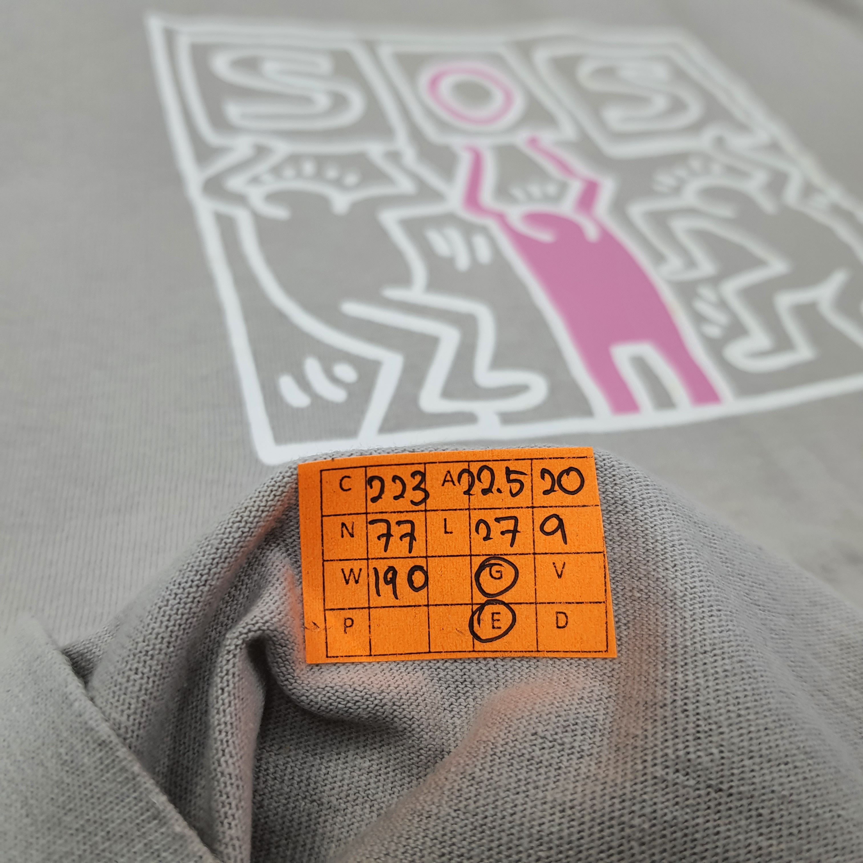 Keith Haring Vintage Keith Haring Designer Artwork Tshirt C223N77 Size US L / EU 52-54 / 3 - 10 Thumbnail