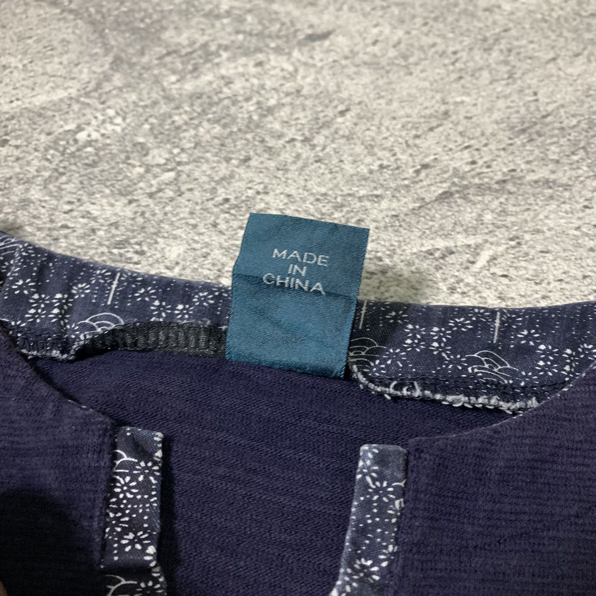 Japanese Brand JAPANESE TRADITIONAL FLOWER LONG SLEEVE SUKAJAN STYLE Size US M / EU 48-50 / 2 - 5 Thumbnail