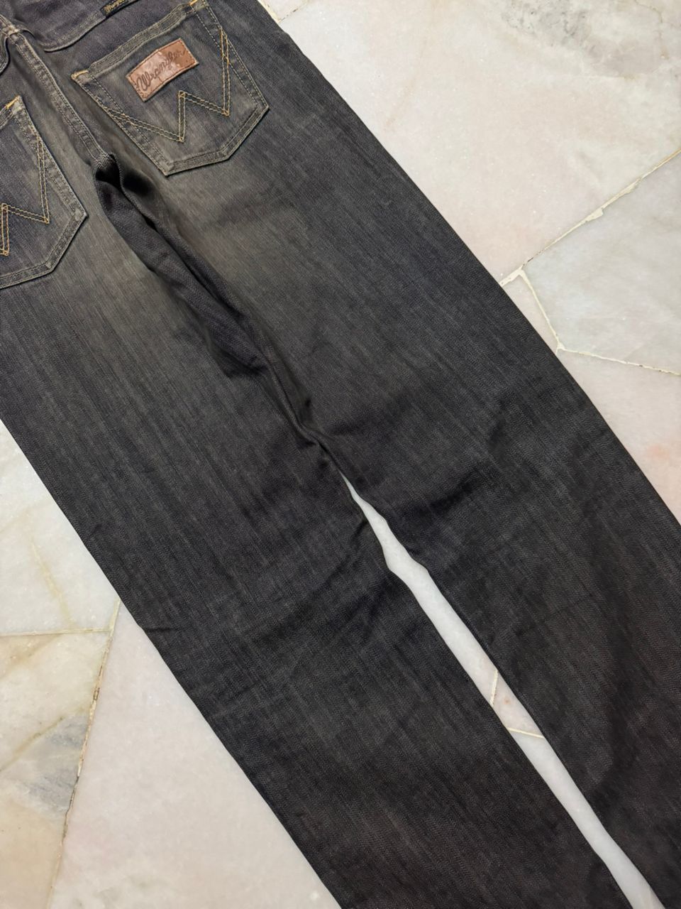 Wrangler 💥Vintage 90s Style Wrangler MudWashed Distress Dark Jeans Size US 29 - 19 Thumbnail