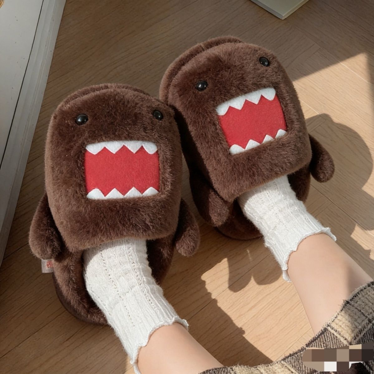 Japanese Brand domo slippers Size US 6 / IT 36 - 1 Thumbnail