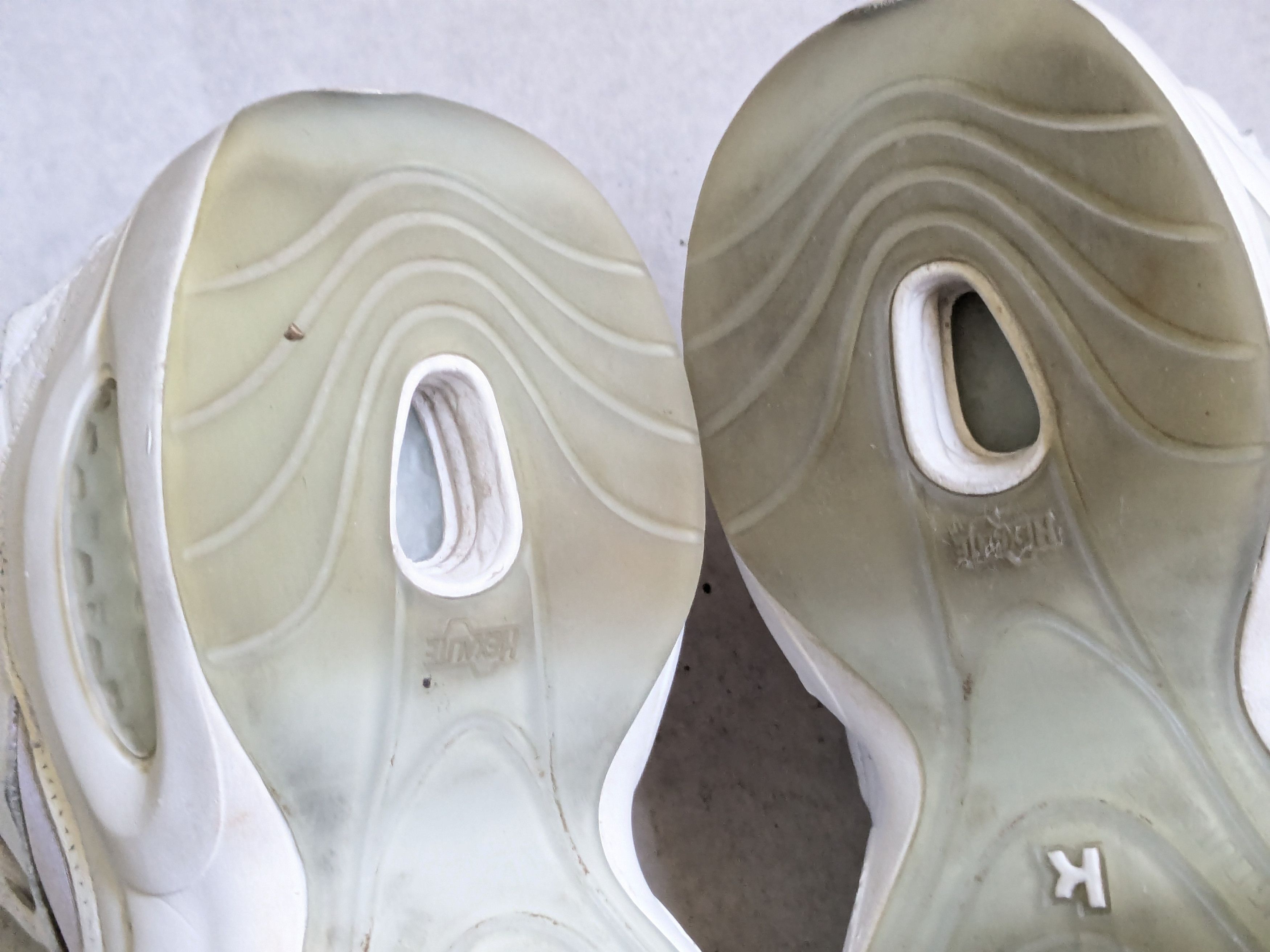 Maison Margiela × Reebok Maison Margiela Reebok Question White 9 High Tops Leather Size US 9 / EU 42 - 14 Thumbnail