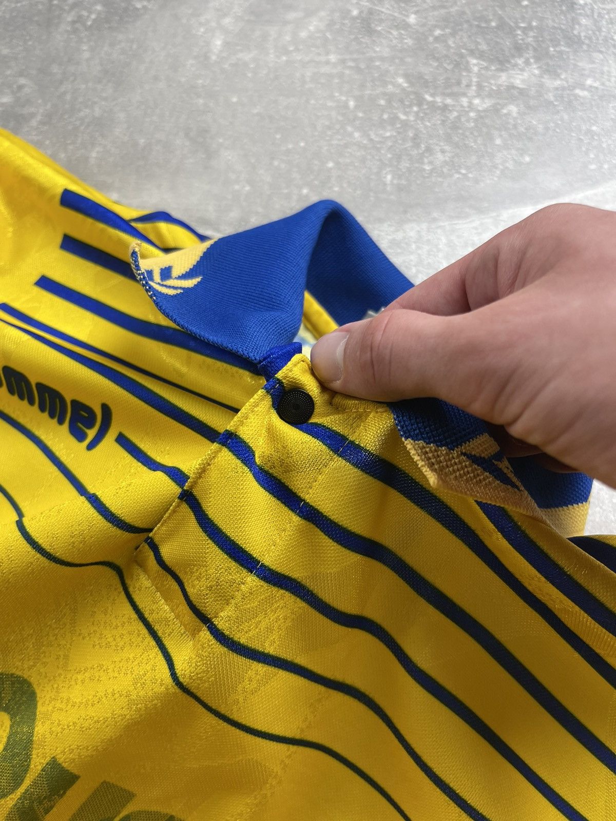 Hummel Vintage Hummel Football Jersey Yellow Long Sleeve 80s Retro Size US M / EU 48-50 / 2 - 7 Thumbnail