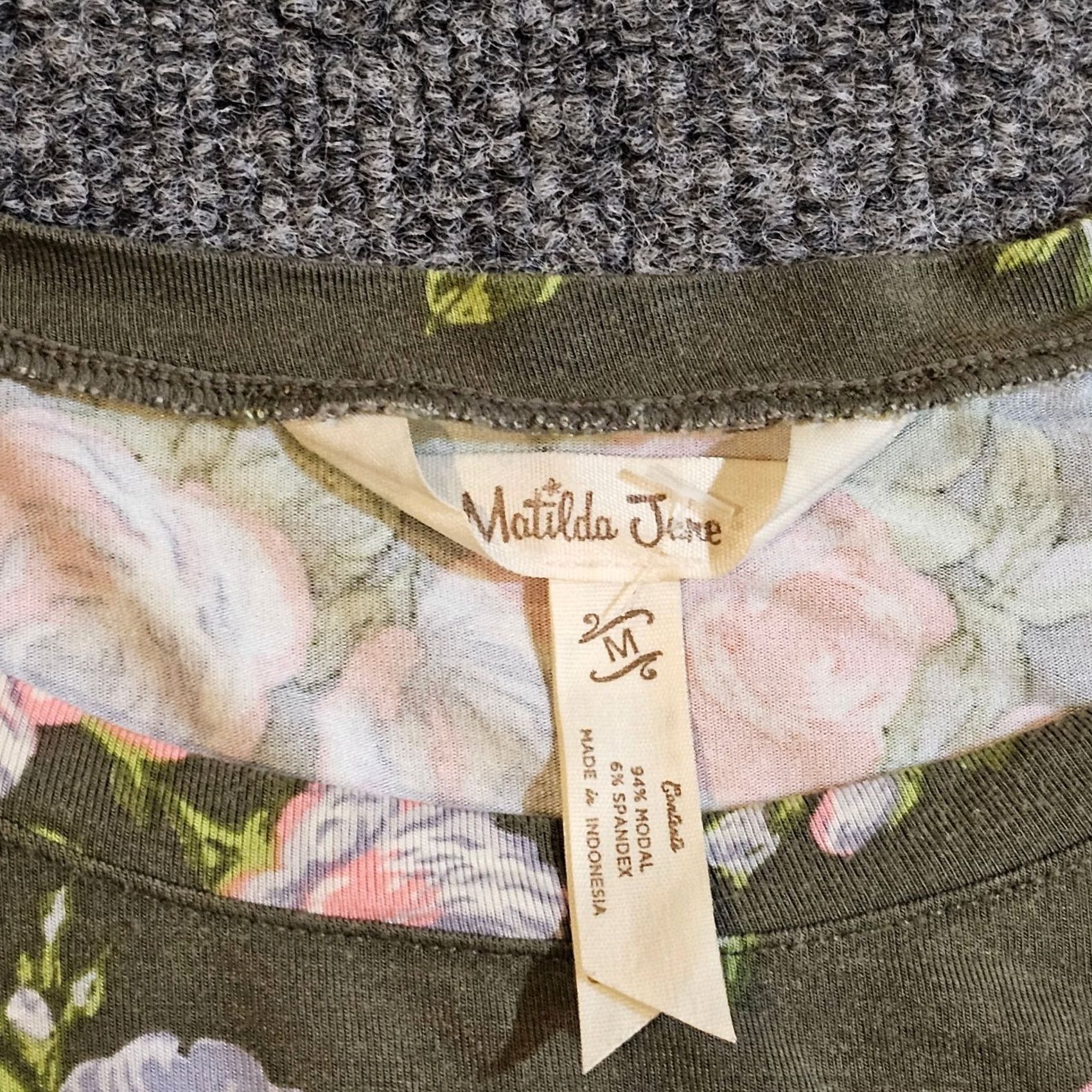 Vintage Matilda Jane Top Shirt Womens M Green Pink Button Short Sleeve Stretchy Blouse Casual Basic Pic Measurements Available Size M / US 6-8 / IT 42-44 - 3 Thumbnail