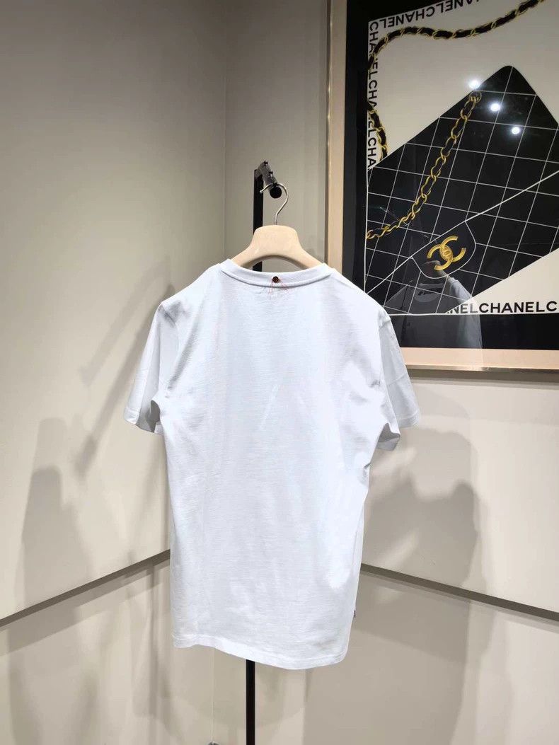 Givenchy Givenchy Patch pocket printed embroidery round neck T-shir Size US M / EU 48-50 / 2 - 5 Thumbnail