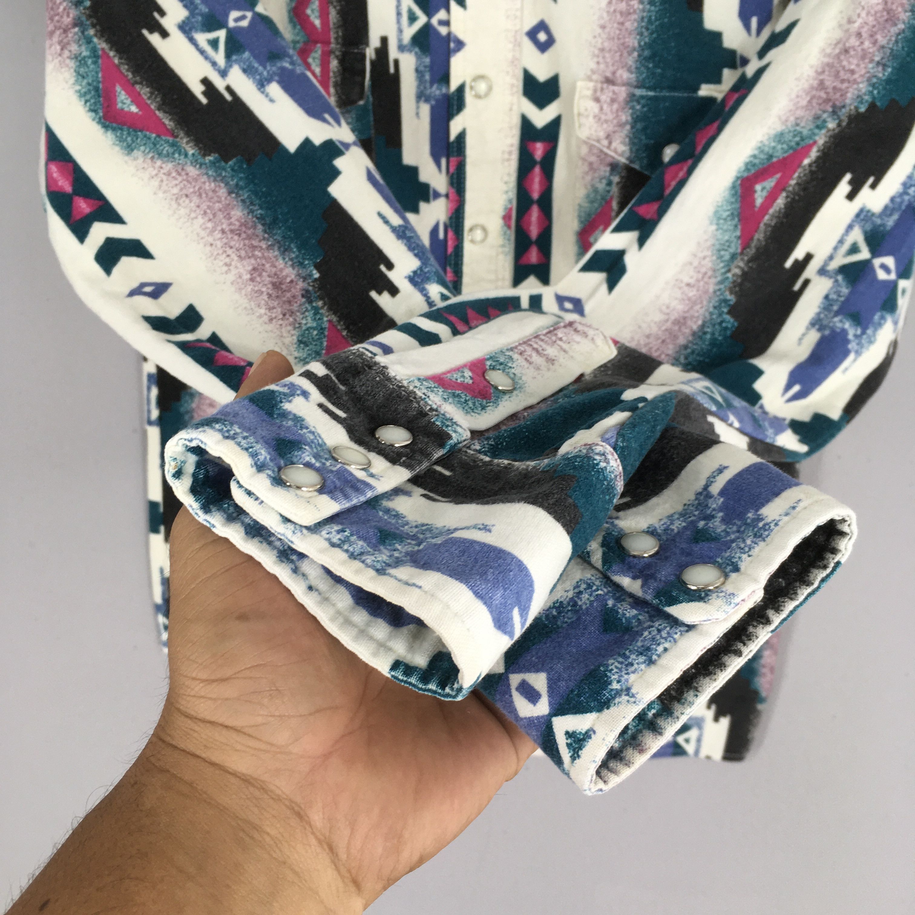 Wrangler Vintage 80s Wrangler Aztec Navajo Brushpopper Shirt Small Size US S / EU 44-46 / 1 - 4 Thumbnail