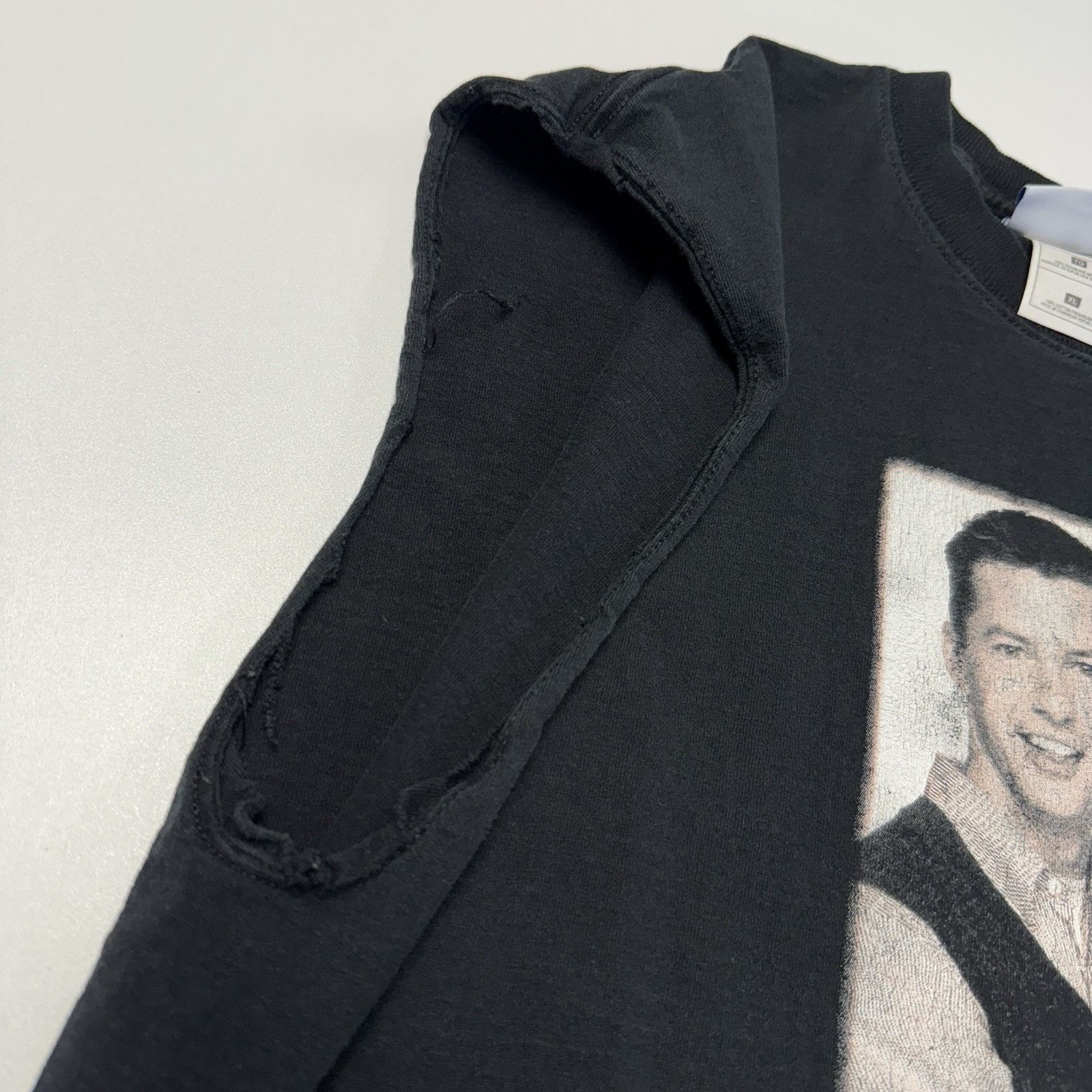 Vintage Vintage 90s Will & Grace TV Show Shirt Black Sleeveless Cut Size US XL / EU 56 / 4 - 4 Thumbnail
