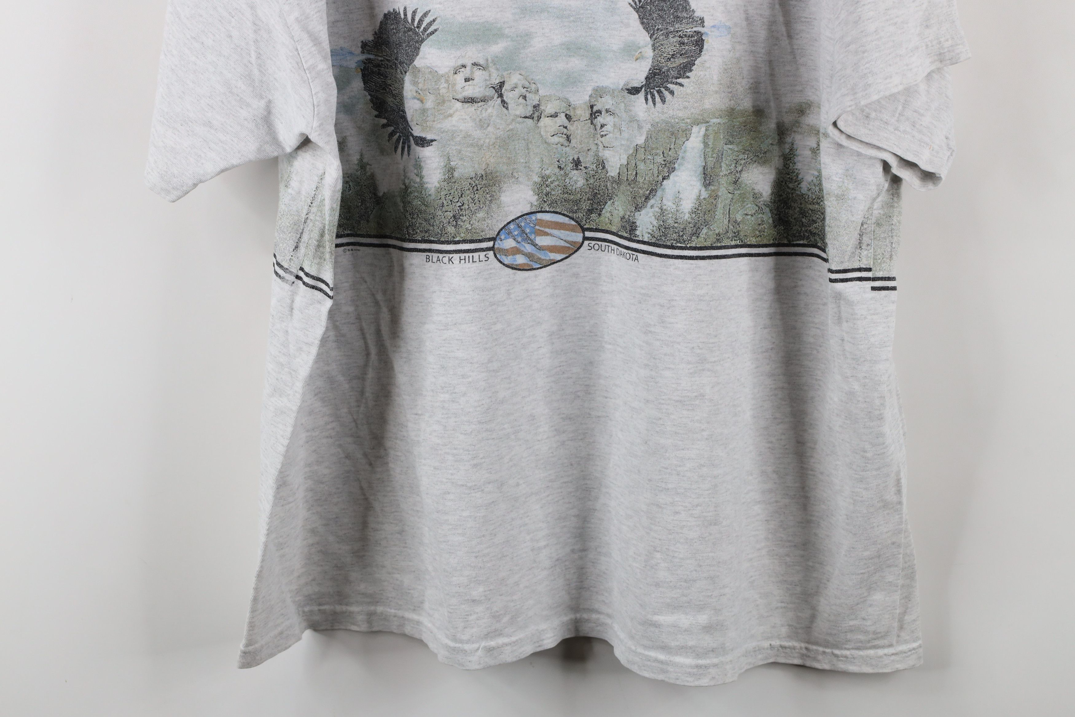 Vintage Vintage 90s Streetwear All Over Print Mount Rushmore T-Shirt Size US XXL / EU 58 / 5 - 14 Thumbnail