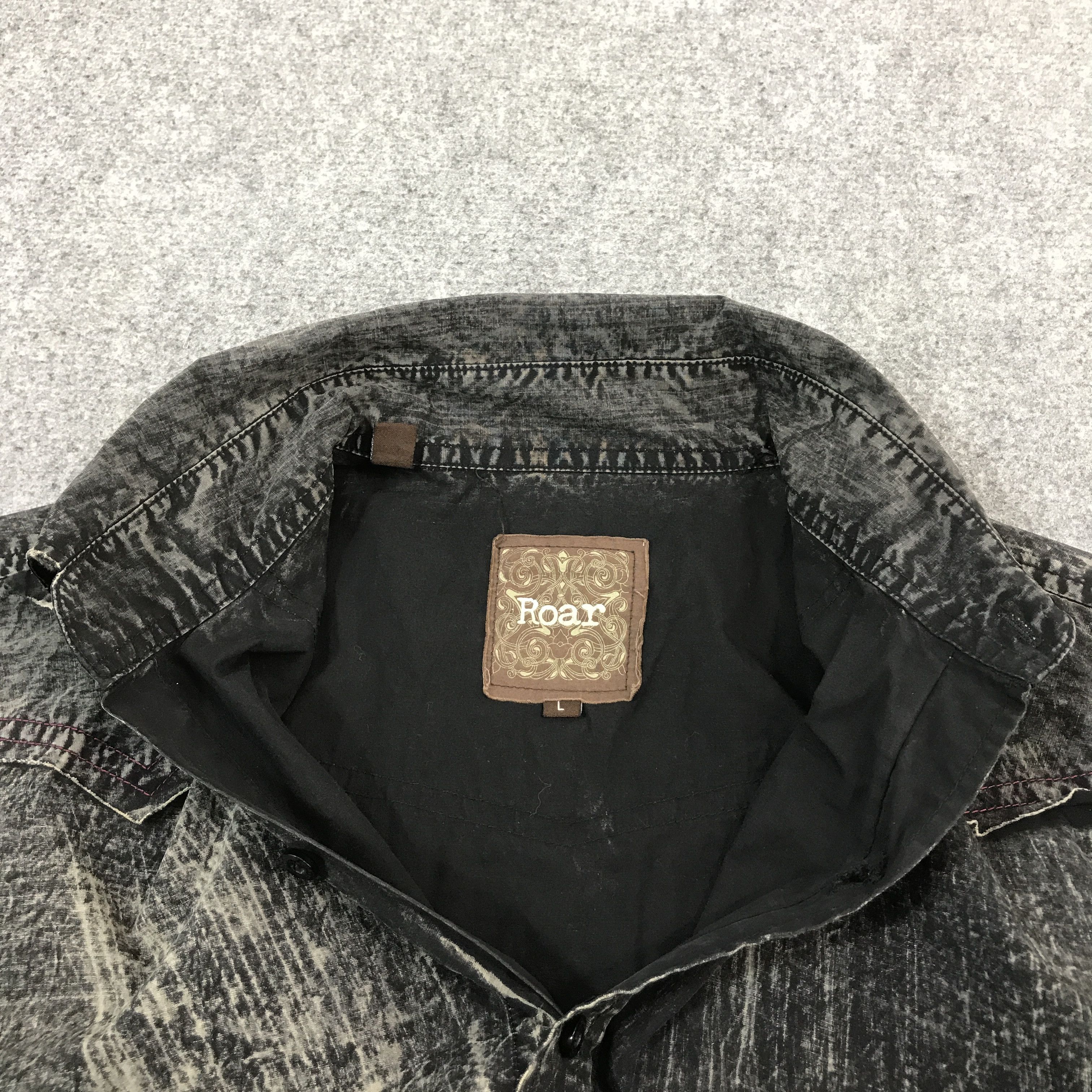 If Six Was Nine × Japanese Brand × Roar ROAR BLACK DESIGN BUTTON UP SHIRT Size US L / EU 52-54 / 3 - 7 Thumbnail