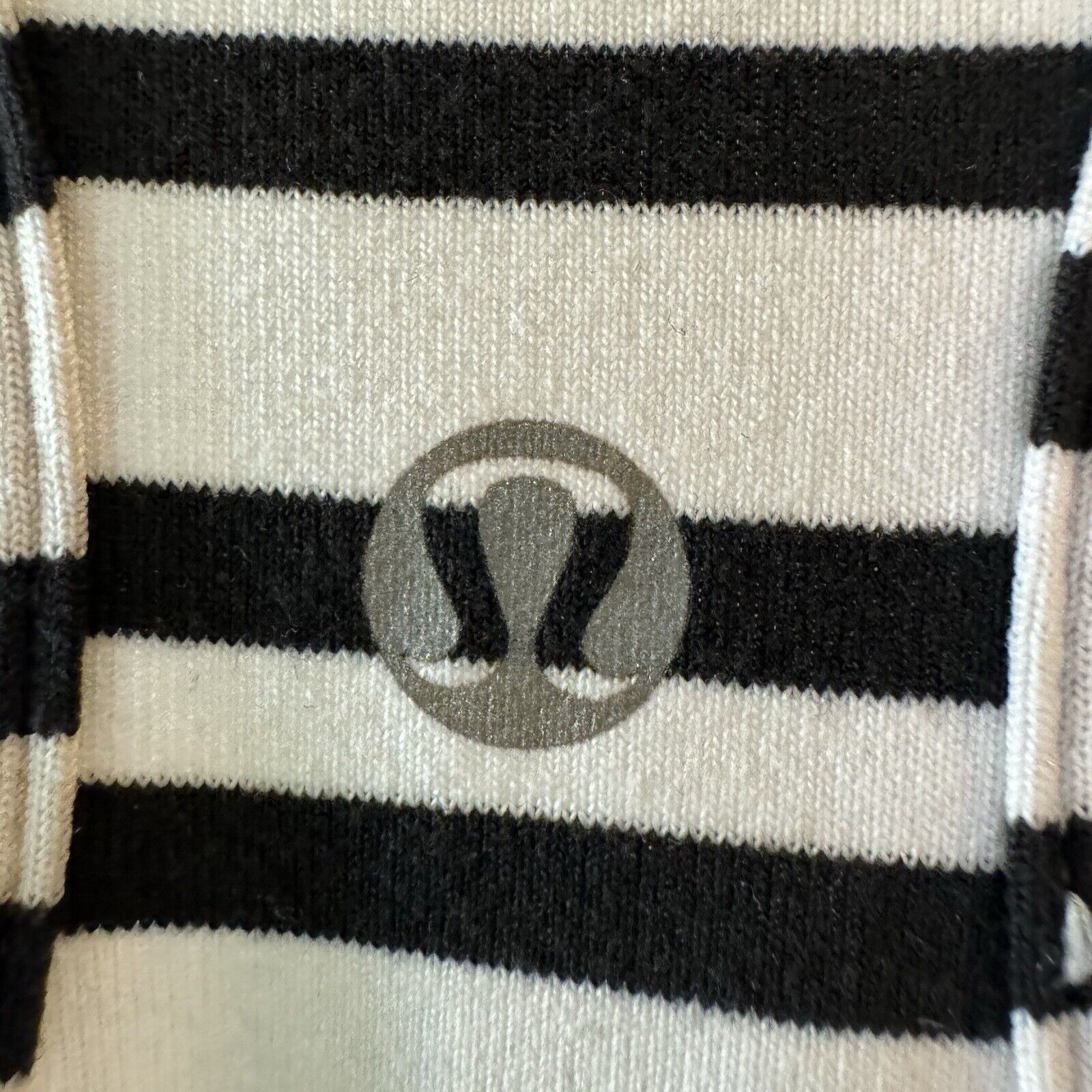 Lululemon LULULEMON Cool Racerback Tank Top Black White Apex Stripe 0 Size XS / US 0-2 / IT 36-38 - 6 Thumbnail