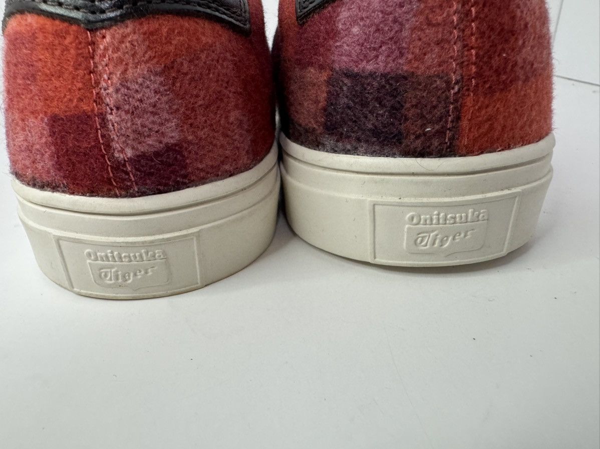 Onitsuka Tiger Onitsuka Tiger Plaid Wool Low Top Red Black Men’s Size 9 Size US 9 / EU 42 - 14 Thumbnail