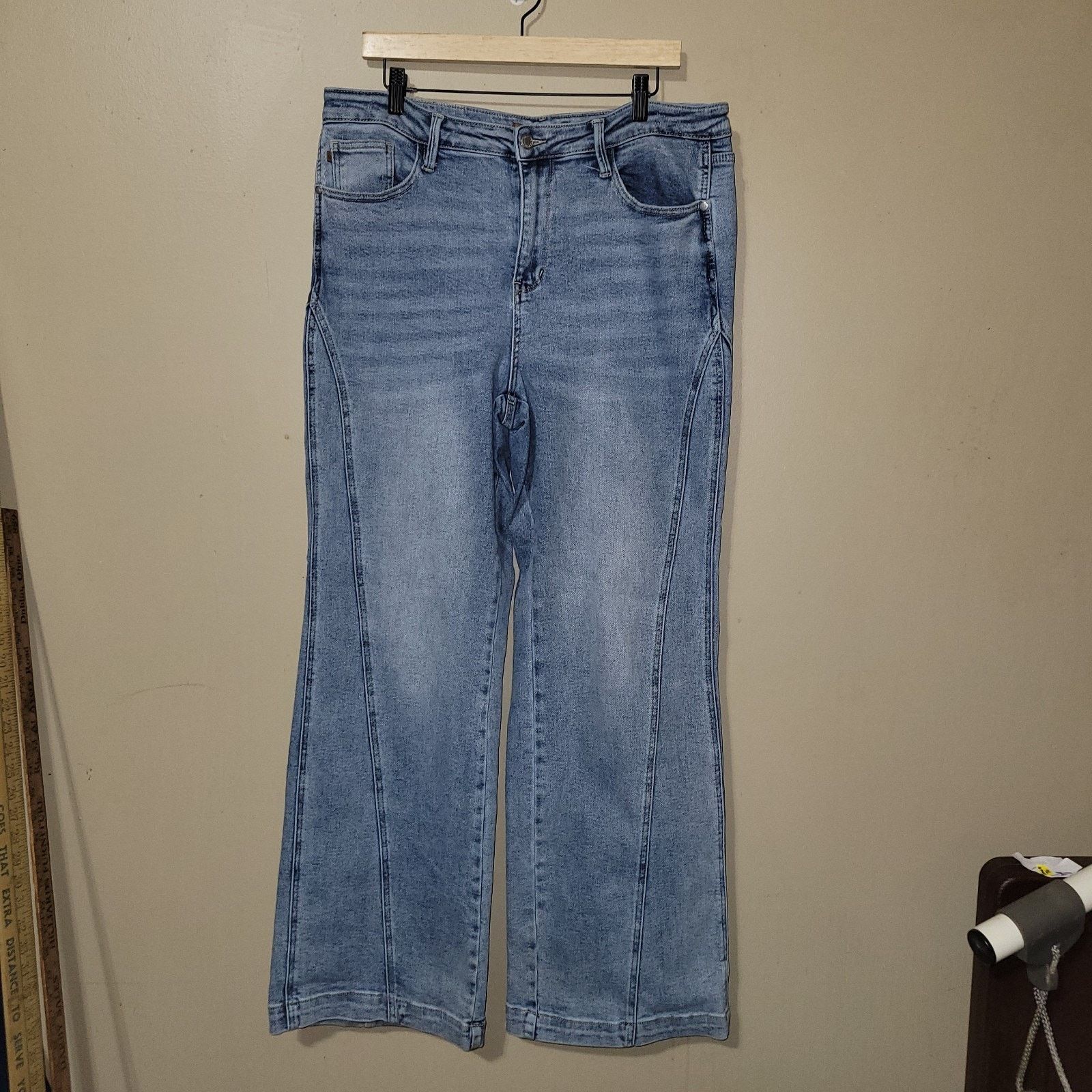 Judy Blue Judy Blue Los Angeles Flare Jeans 15/32 Bells Blue Denim Size 32" / US 10 / IT 46 - 1 Thumbnail