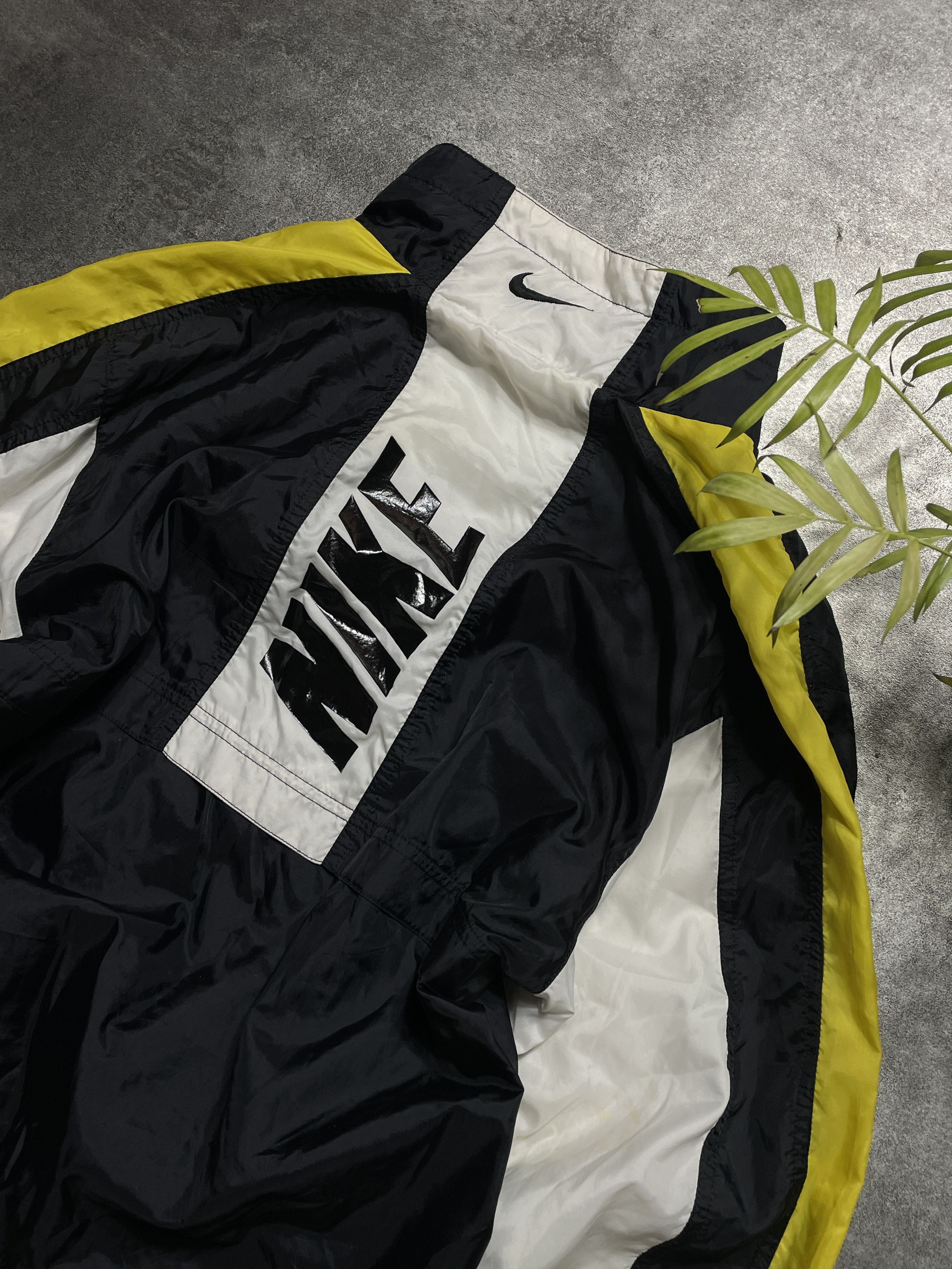 Nike ❗️RARE❗️Nike Vintage 90s Sweatshirt Zip Boxy Fit Rare Swoosh Size US XS / EU 42 / 0 - 8 Thumbnail