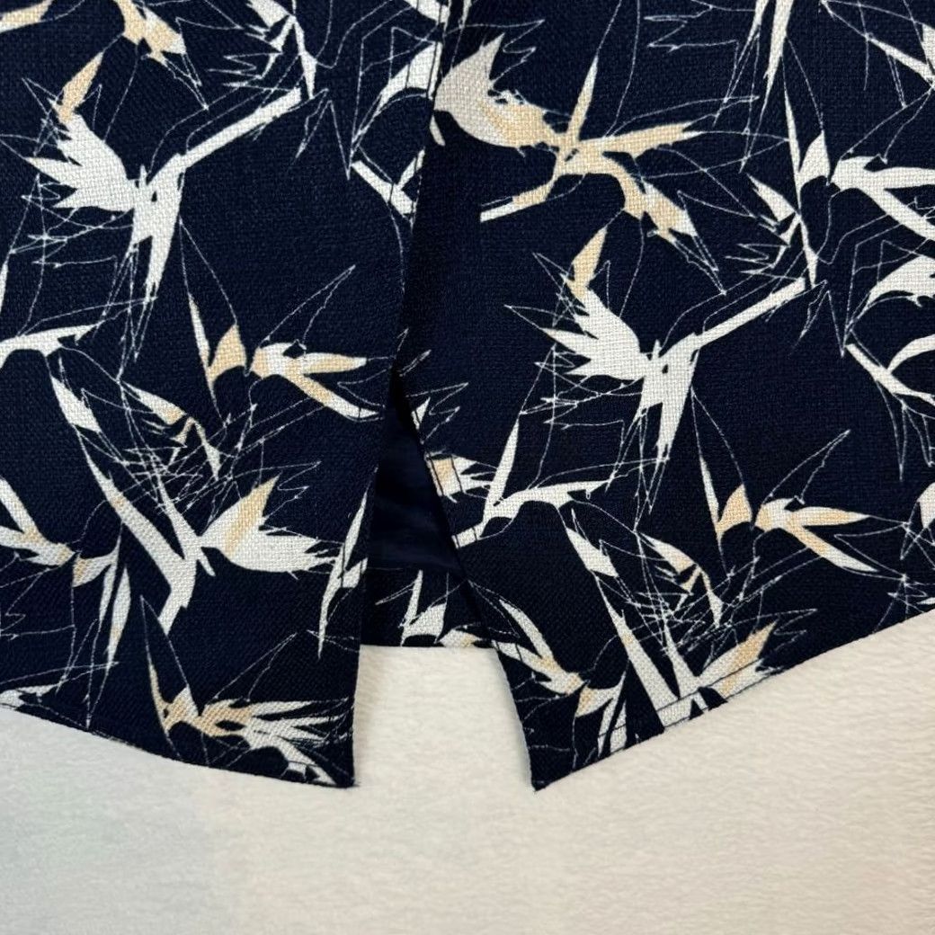 Vintage Rachel Roy Skirt Women’s Size 12 Black White Floral Cotton-Blend Slit Faux Wrap Skater Knee Length Women Size 34" / US 12 / IT 48 - 3 Thumbnail