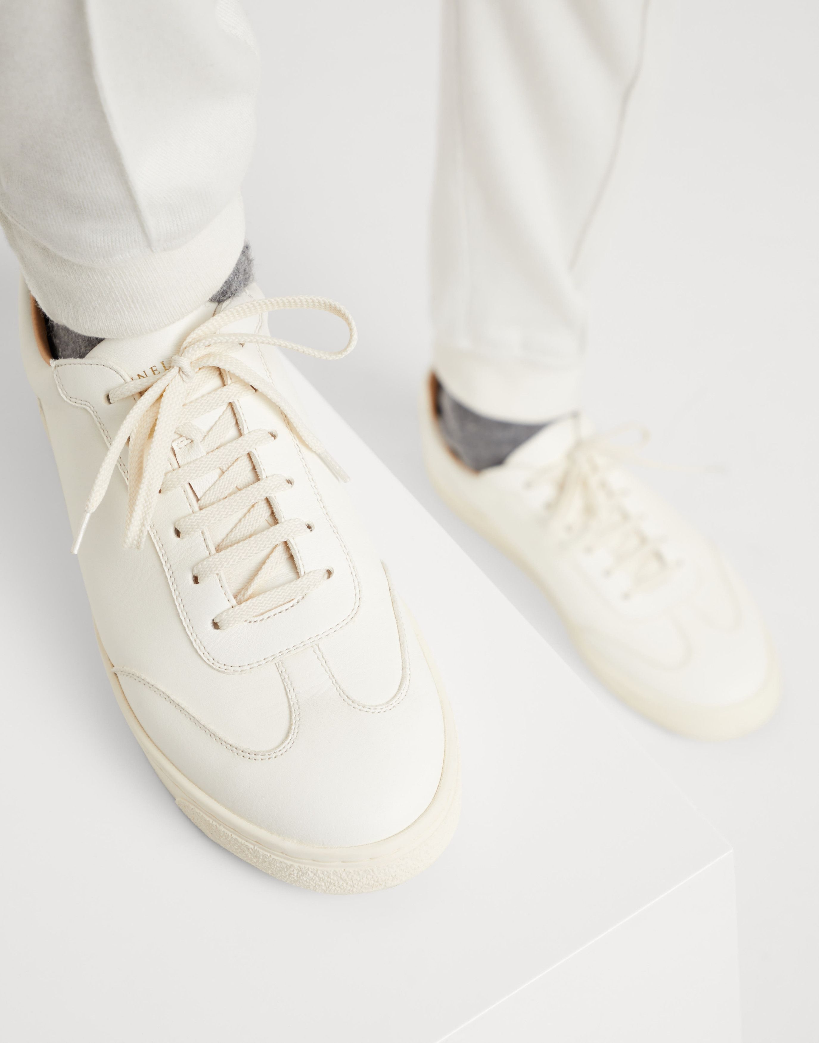 Brunello Cucinelli o1la1rc1a0326 Deerskin Sneakers in Ivory Size US 8 / EU 41 - 2 Thumbnail