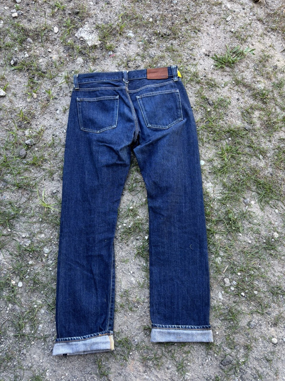 Uniqlo Uniqlo Selvedge Jeans Size US 33 - 2 Thumbnail