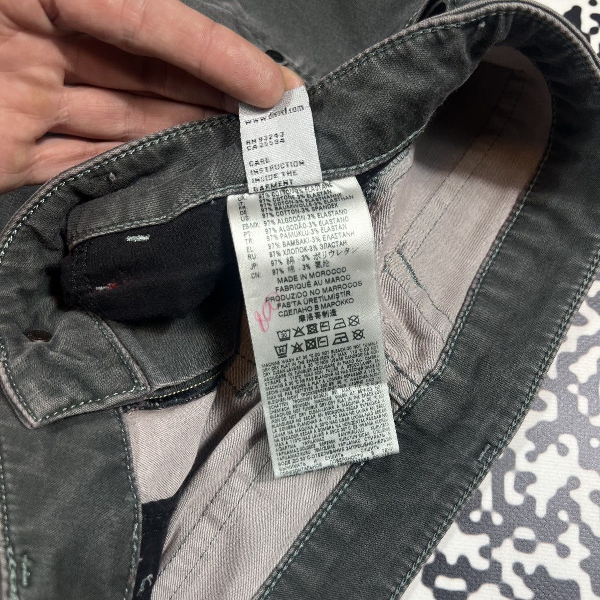 Diesel Vintage Y2K Diesel Japanese Style Casual Pants Retro 90s Size US 33 - 13 Thumbnail