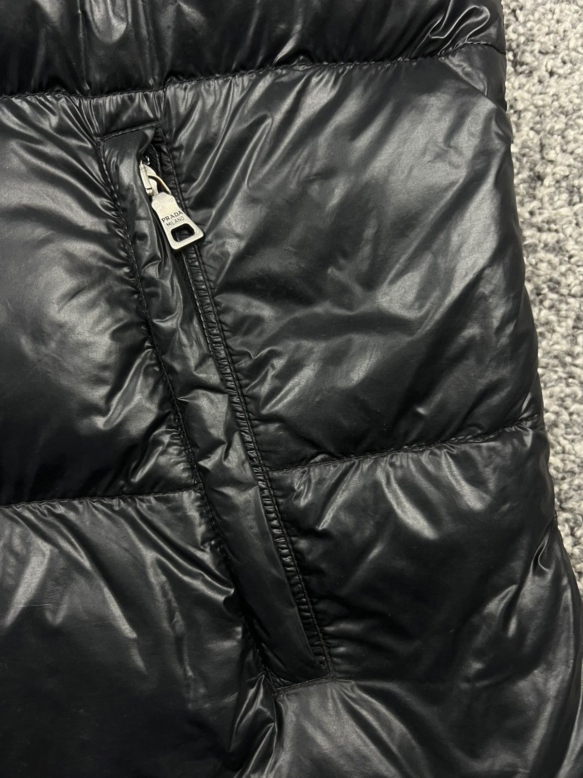 Prada PRADA MADE IN ITALY OPTI Down Vest Black Nylon Luxury Size US L / EU 52-54 / 3 - 2 Thumbnail