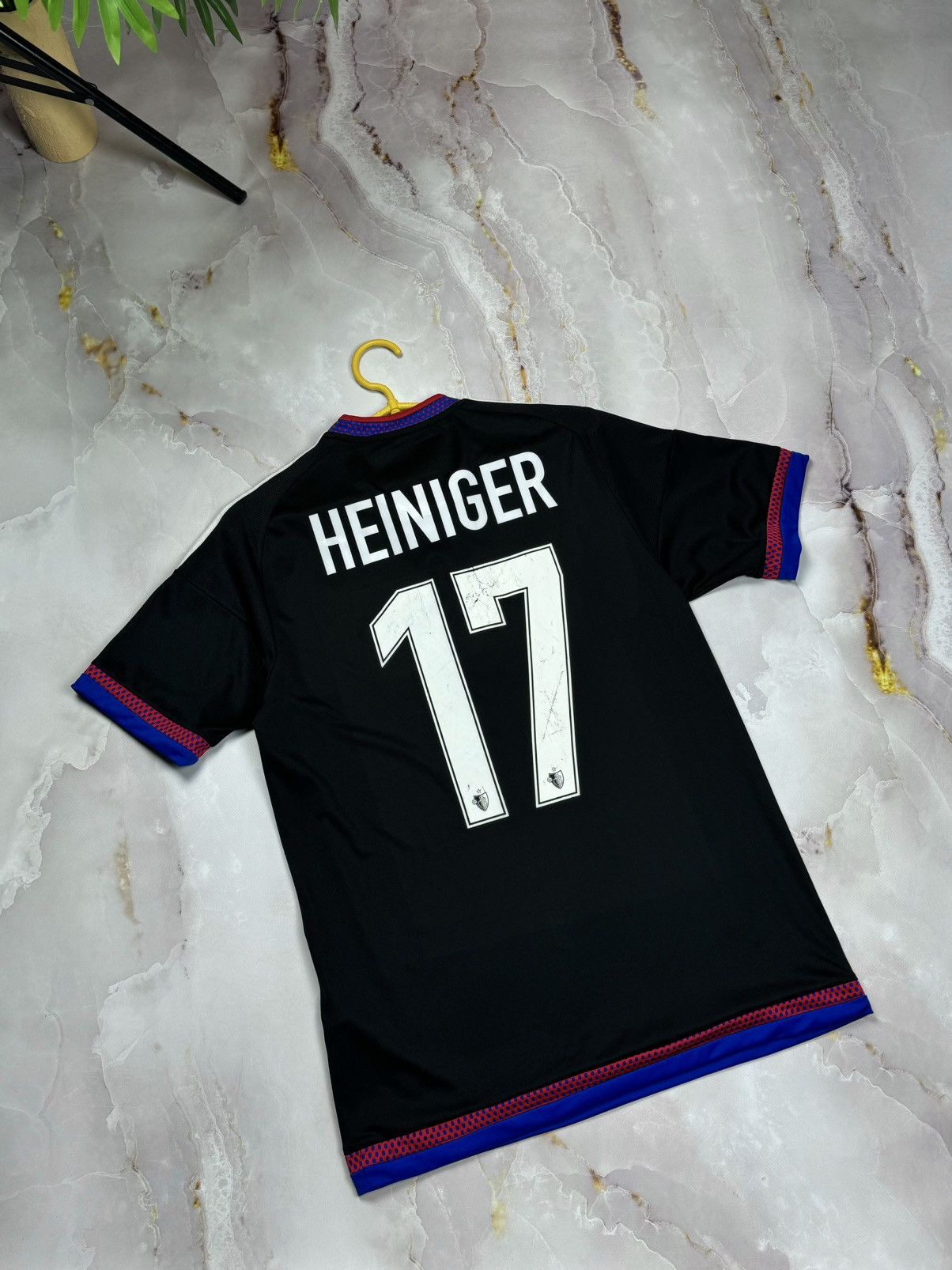 Adidas adidas Men's Club FC Basel 1893 Team #17 HEINIGER size S Size US S / EU 44-46 / 1 - 12 Thumbnail