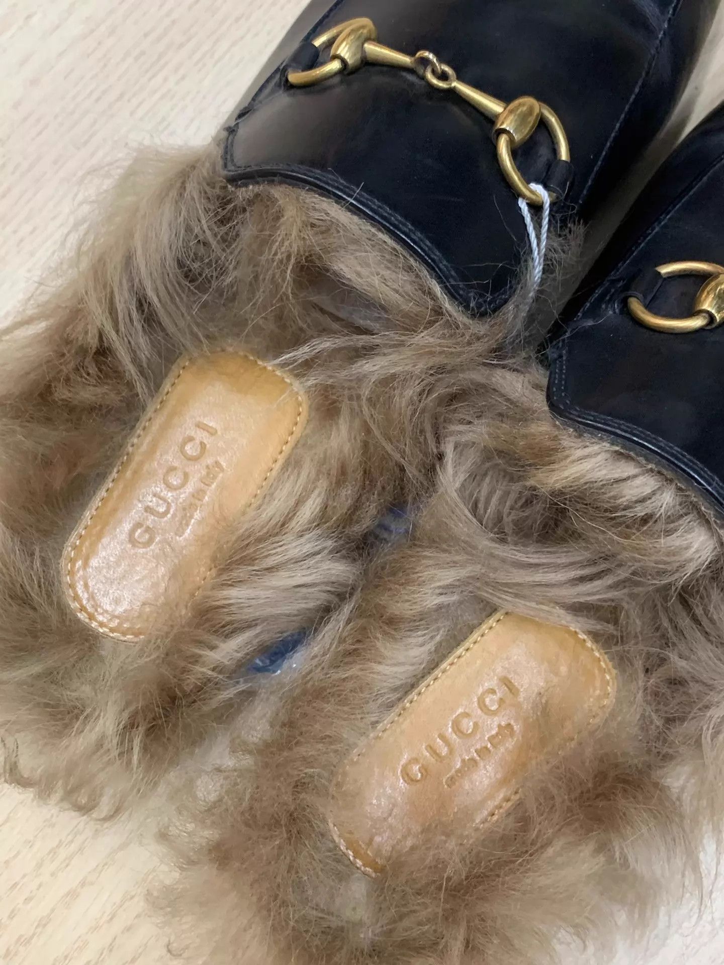 Gucci Gucci Fur Slippers Black & Gold 36.5 New Size US 6 / IT 36 - 3 Thumbnail