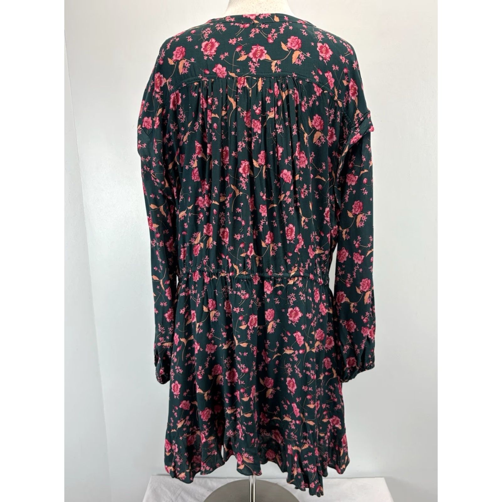Free People Free People Mini Dress Size Large Oversize Long Sleeve Dark Floral Flower Fields Size L / US 10 / IT 46 - 3 Thumbnail