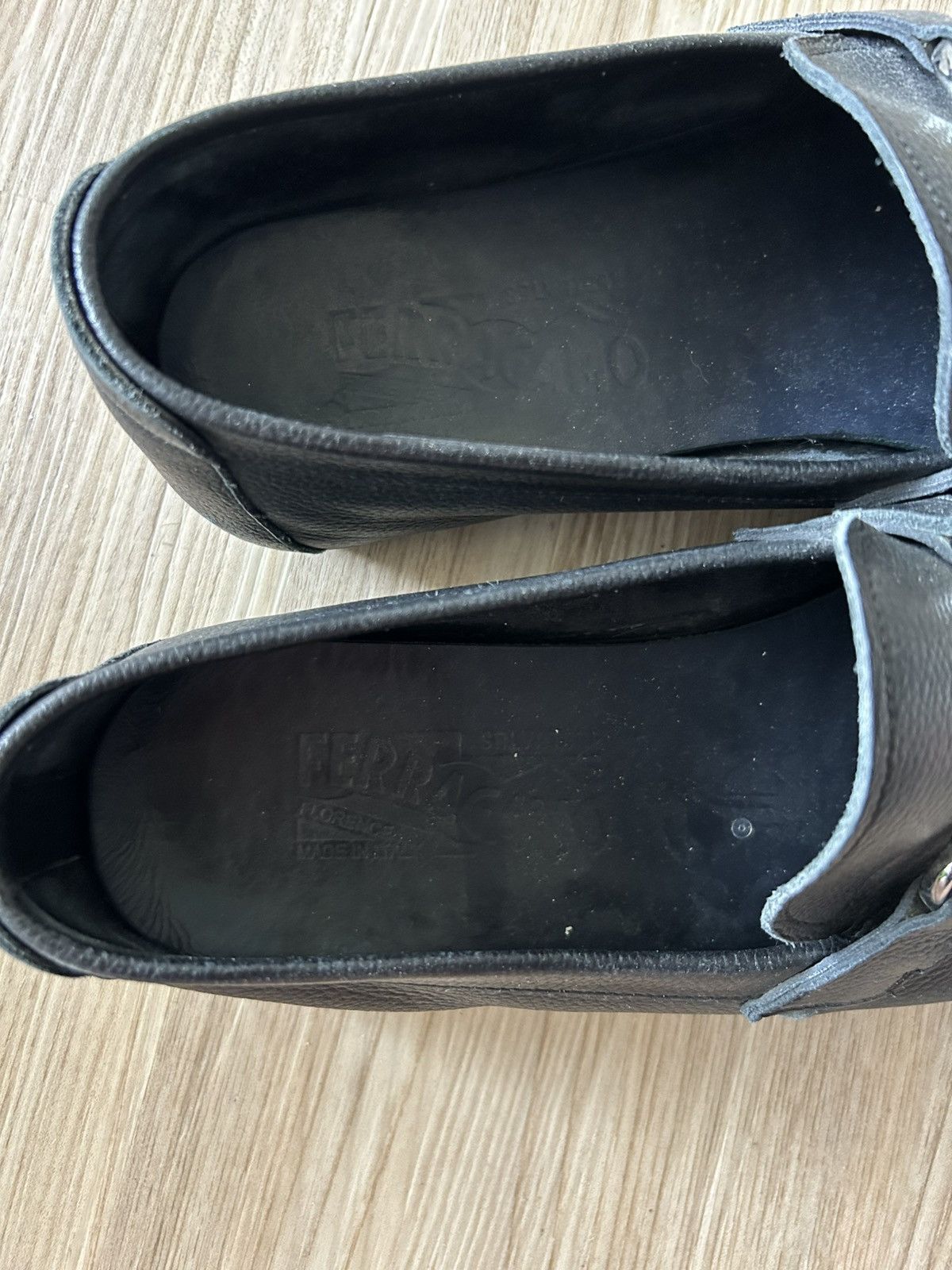 Salvatore Ferragamo Salvatore Ferragamo Black Leather Loafers Size US 7 / EU 40 - 3 Thumbnail