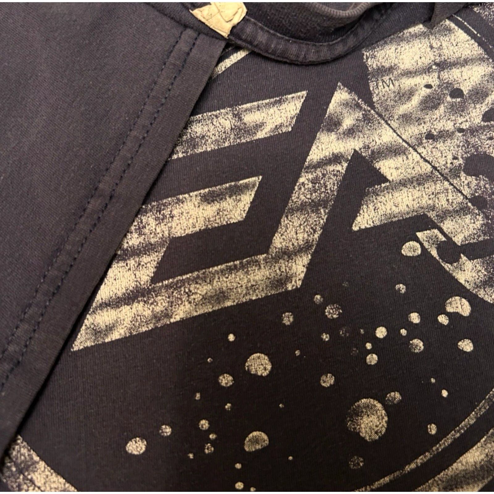 Nintendo VINTAGE EA Sports Video Game Promo 20 Years 1994 - 2014 Shirt Mens Sz M Nintendo Blue Short Sleeve Sports 90s Retro Vintage Mens Size US M / EU 48-50 / 2 - 3 Thumbnail