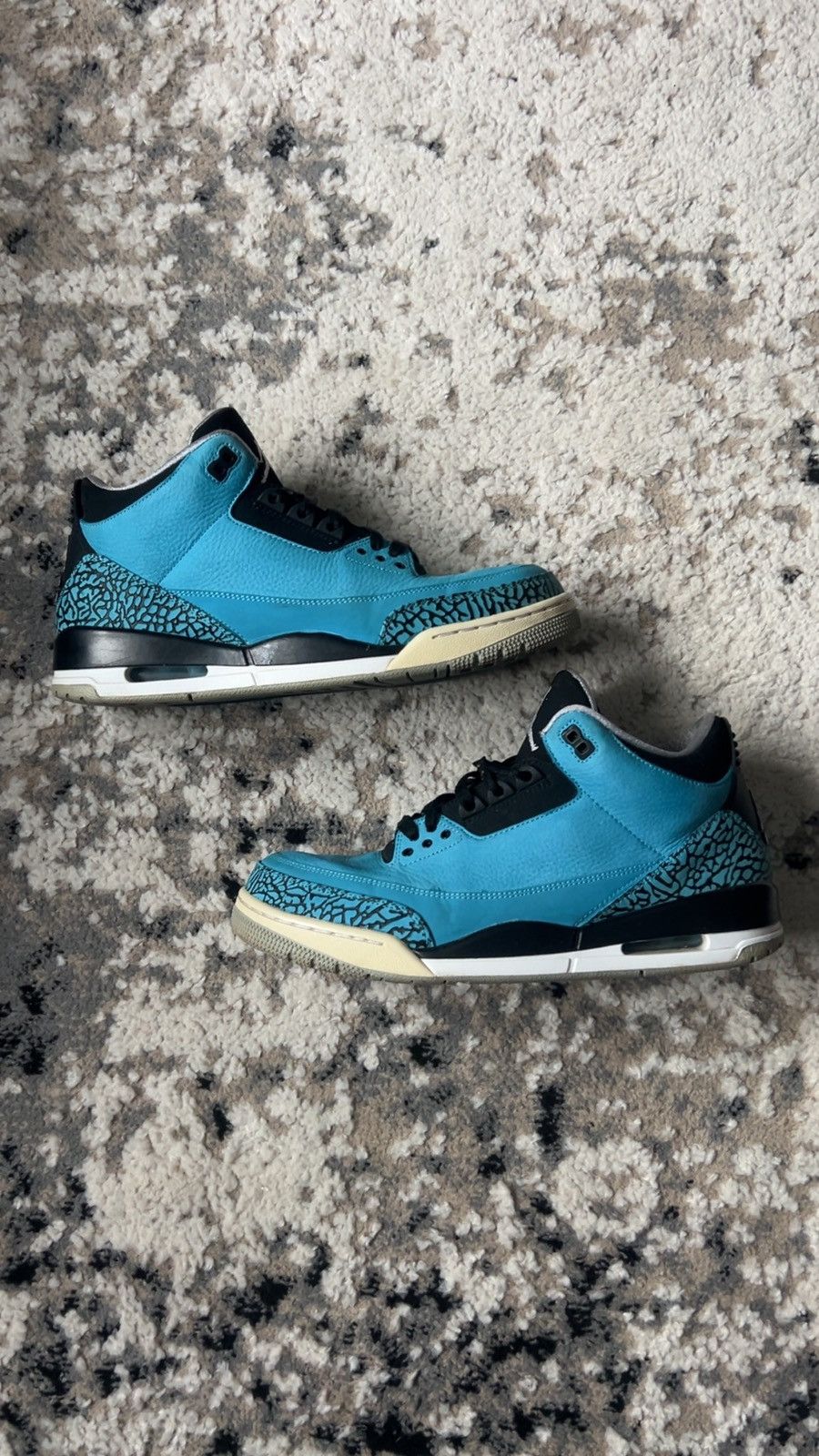 Jordan Brand Jordan 3 Retro Powder Blue Size 11 Size US 11 / EU 44 - 1 Thumbnail