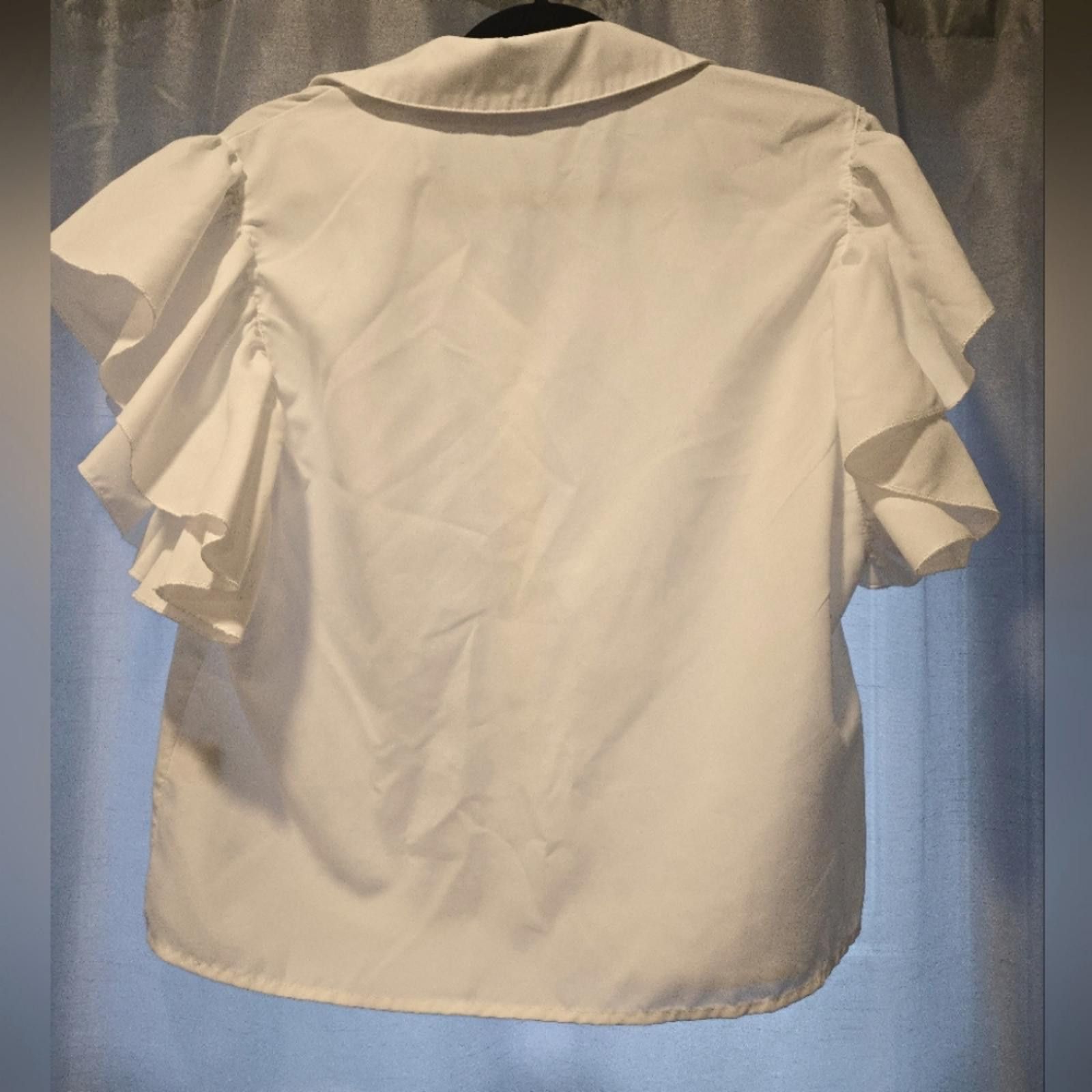 Shein White Flutter Sleeve Top Size XL / US 12-14 / IT 48-50 - 4 Thumbnail