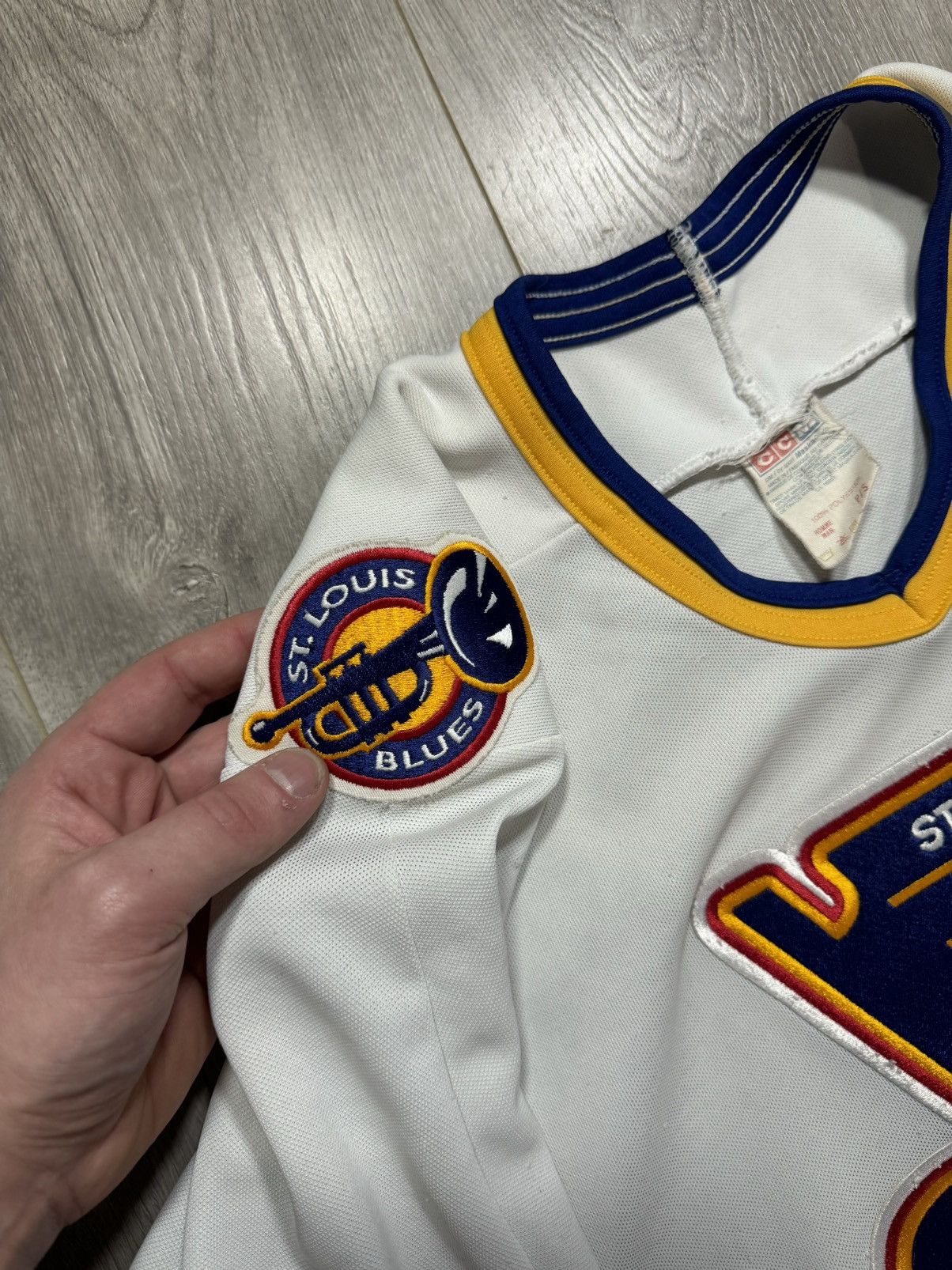 Ccm × Vintage Vintage St Louis Blues Jersey Small CCM Mens White Maska Size US S / EU 44-46 / 1 - 4 Thumbnail