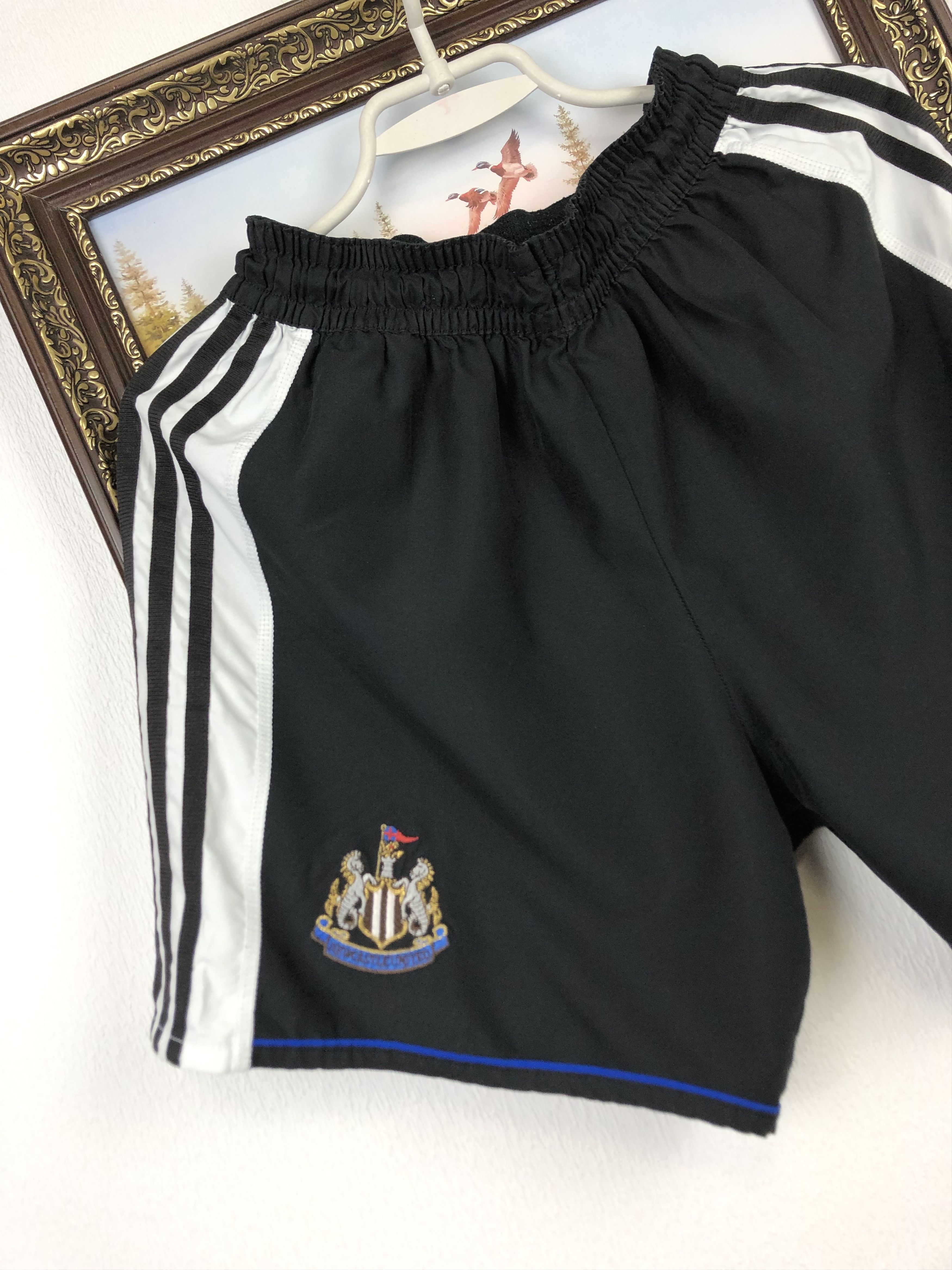 Adidas Vintage Adidas Newcastle United Football Shorts Soccer M Size US 32 / EU 48 - 3 Thumbnail