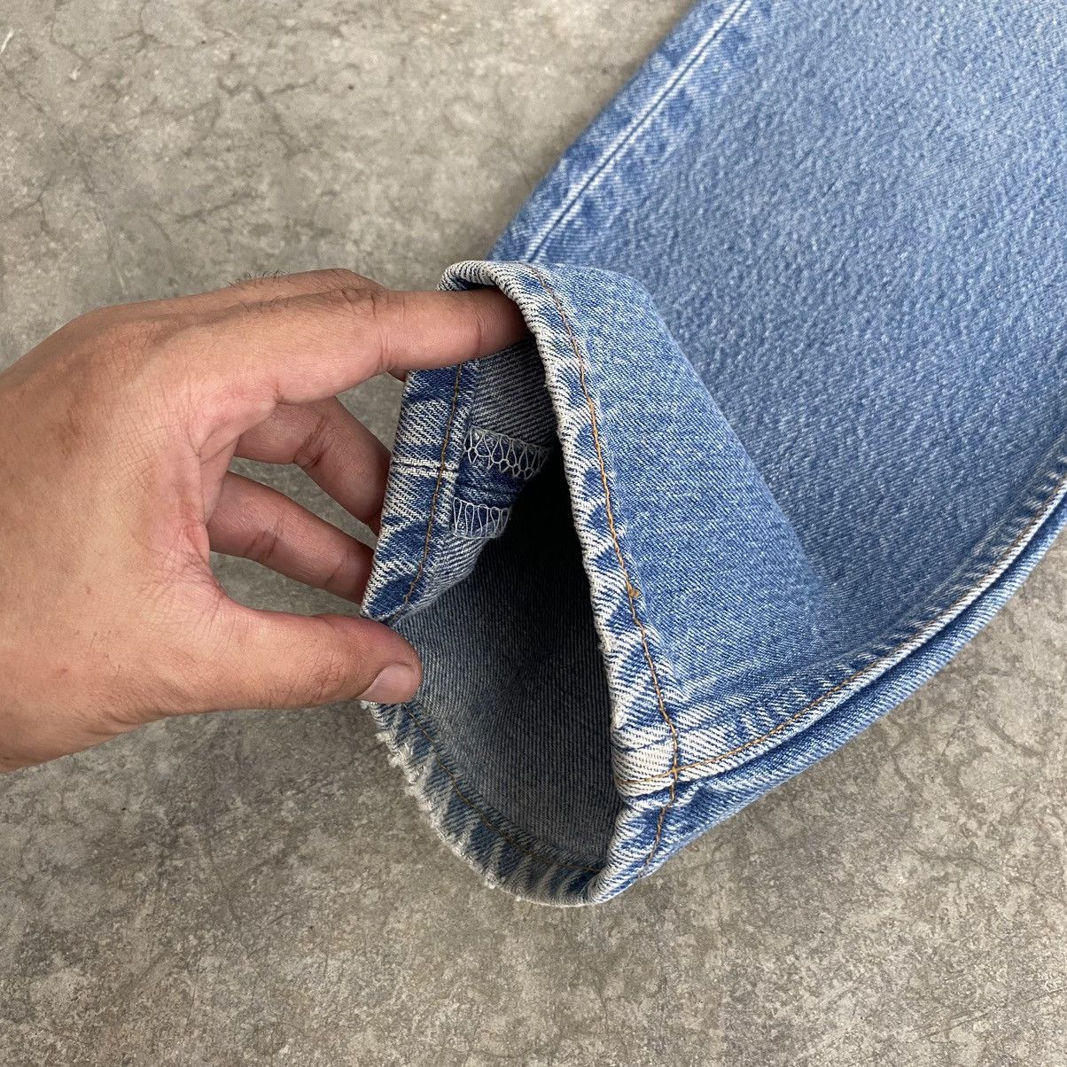 Levi's Size 31x30.5 VTG 90’s Levis 501xx Light Blue Jeans Size US 31 - 8 Thumbnail