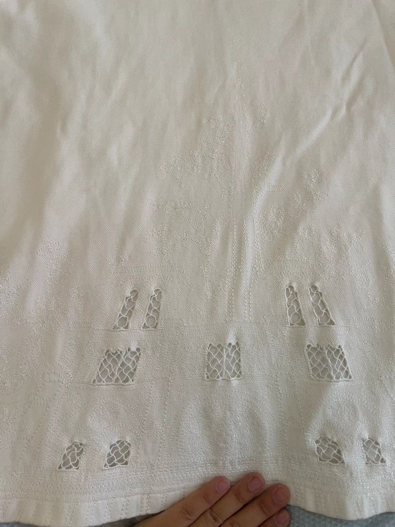 Louis Vuitton Louis Vuitton Embroidered Tshirt with Design-2506 Size US L / EU 52-54 / 3 - 3 Thumbnail